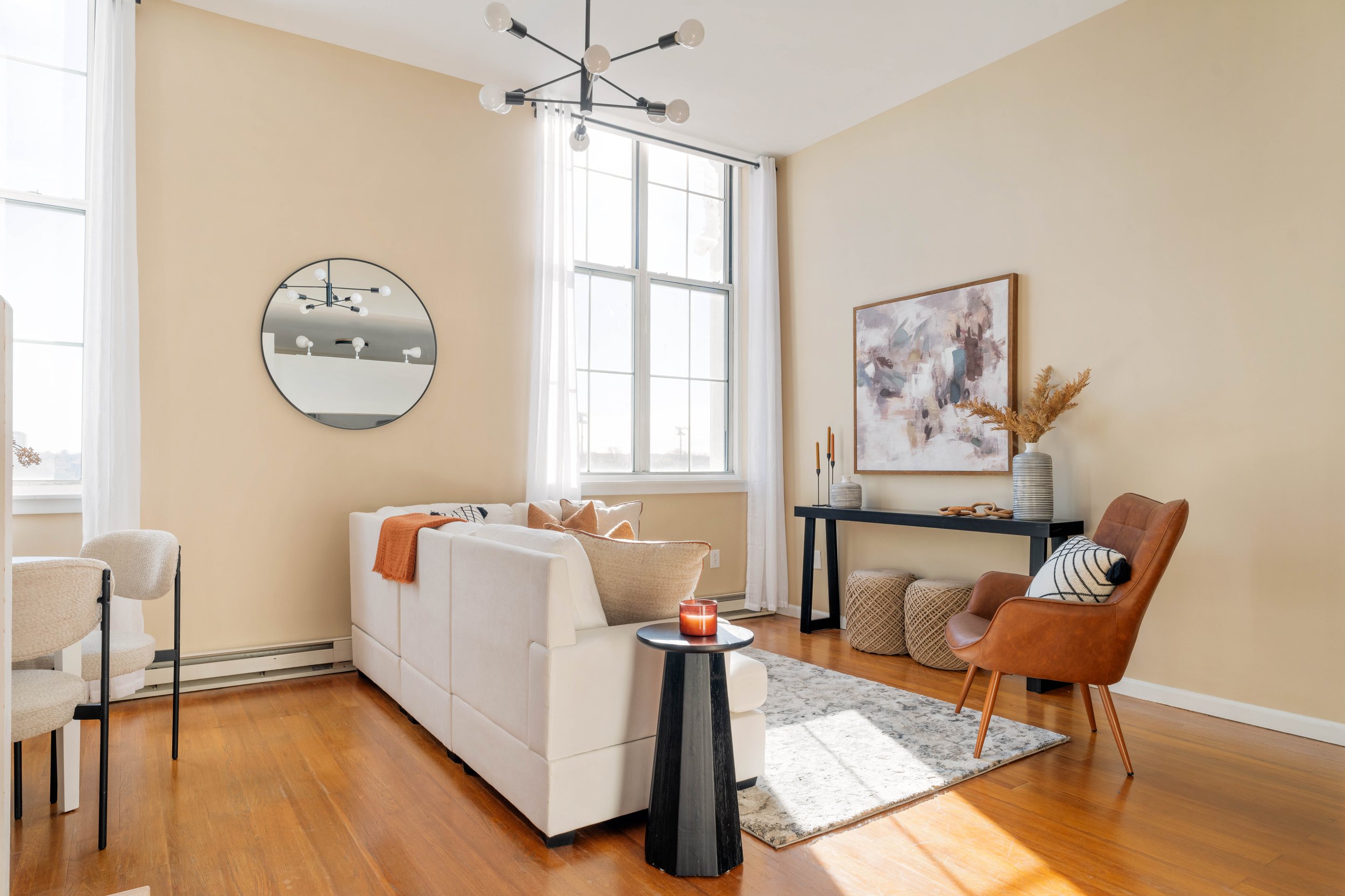 Living Room-04296.jpg