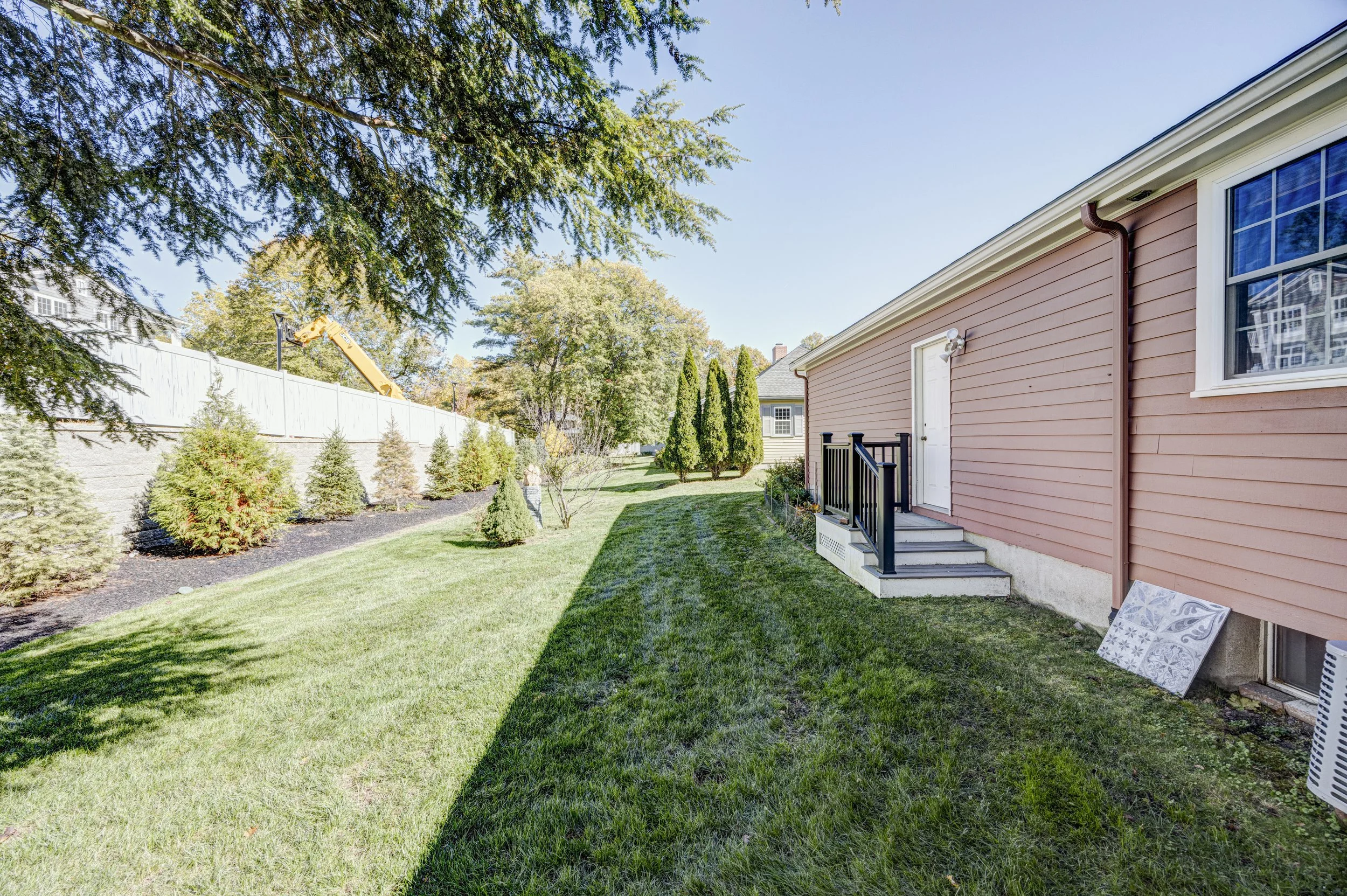 6 Lois lane Exterior - Some Interior-29.jpg