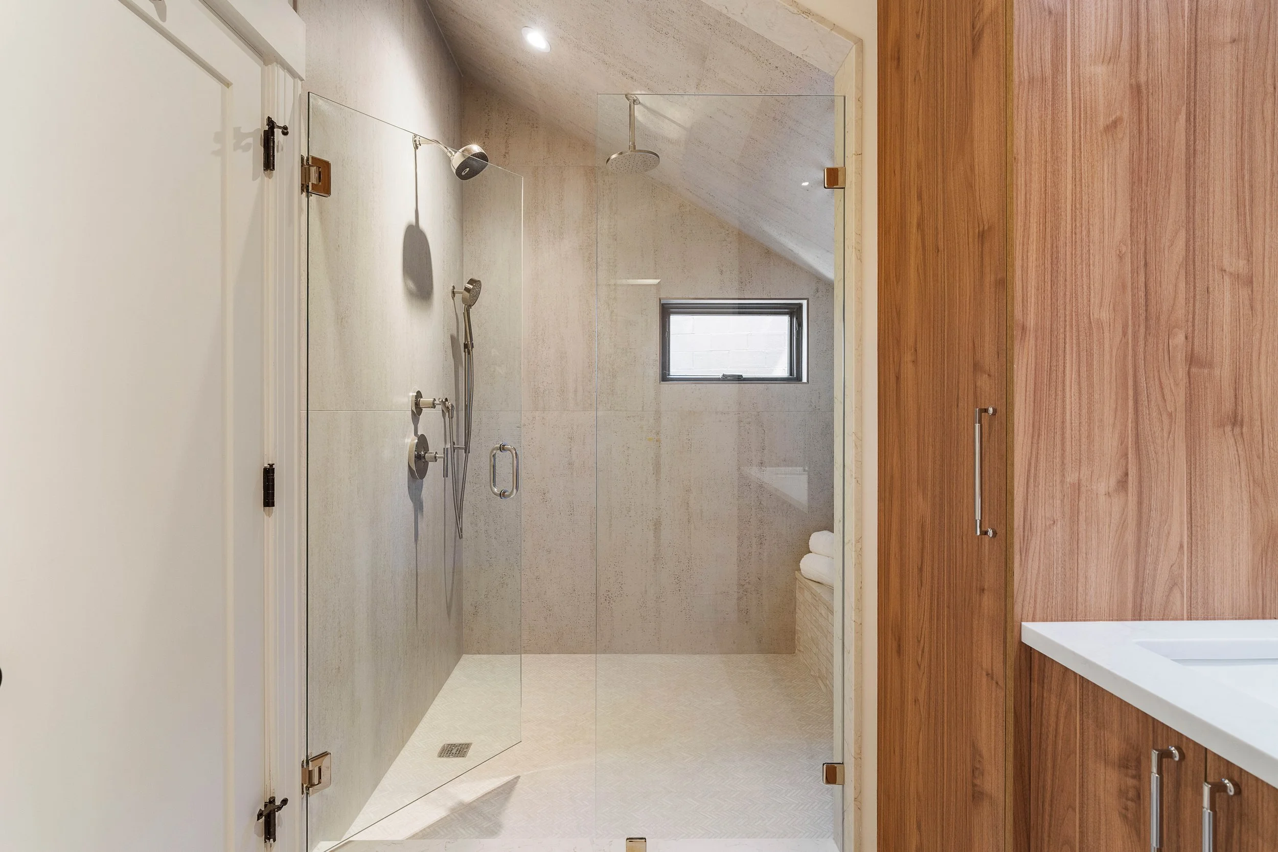 WEB-PRINT_-2_INTERIORS(33).jpg
