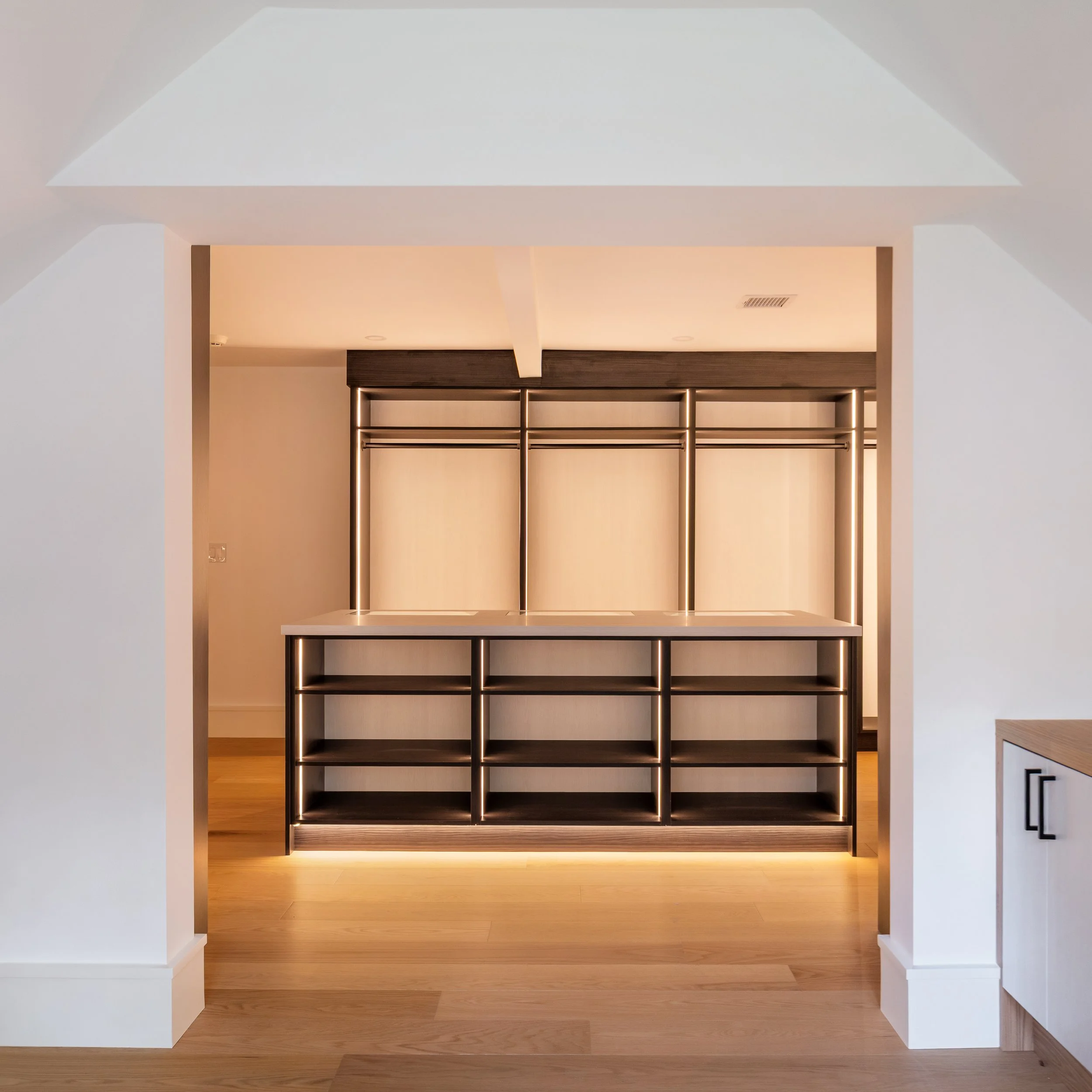 Primary Bed Bath  WIC-02162.jpg