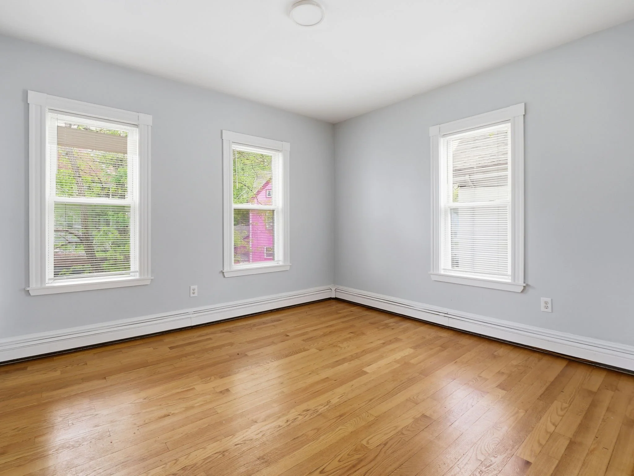 15-web-or-mls-7_Corbet_St_Boston_MA_025.jpg