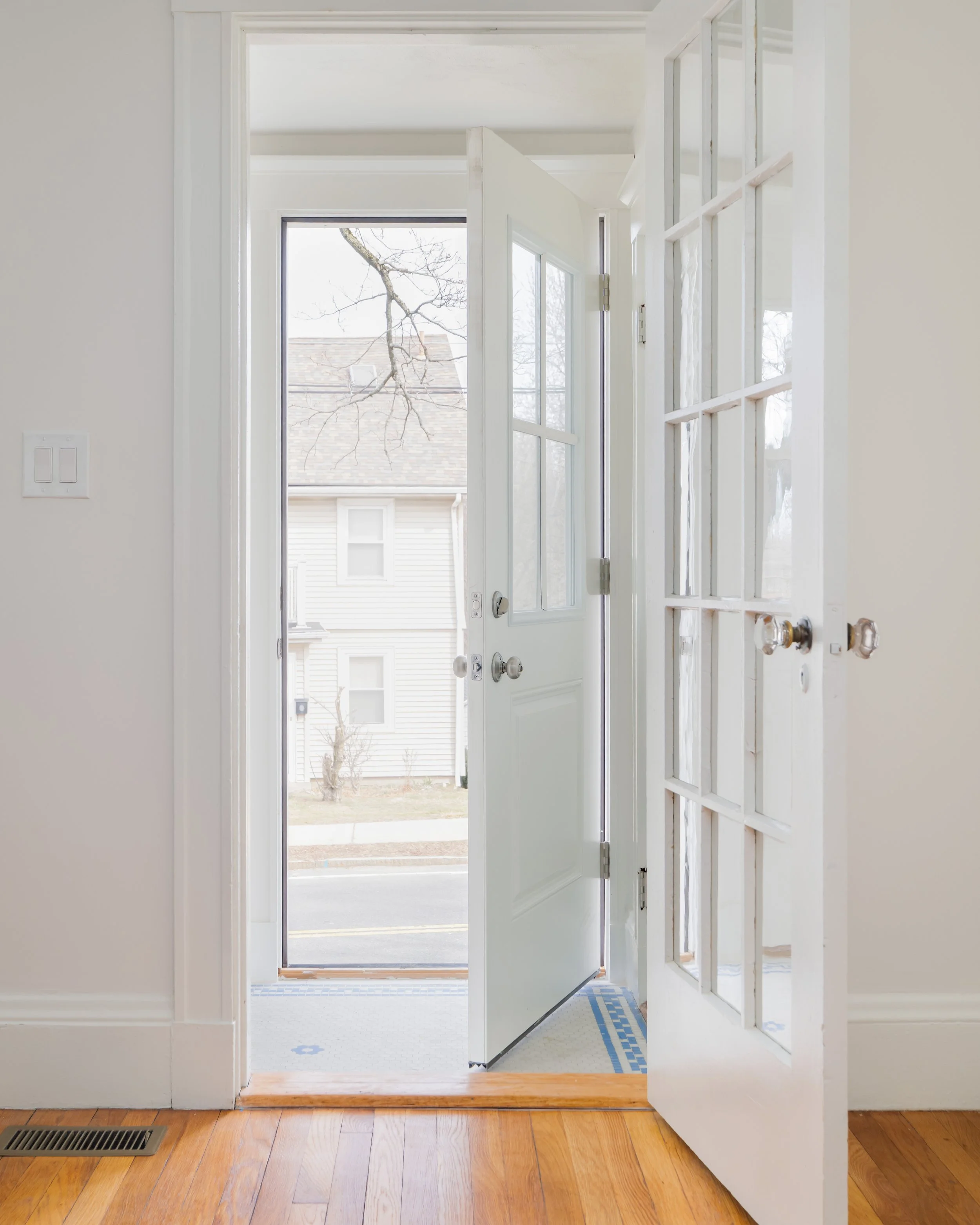 Foyer.jpg