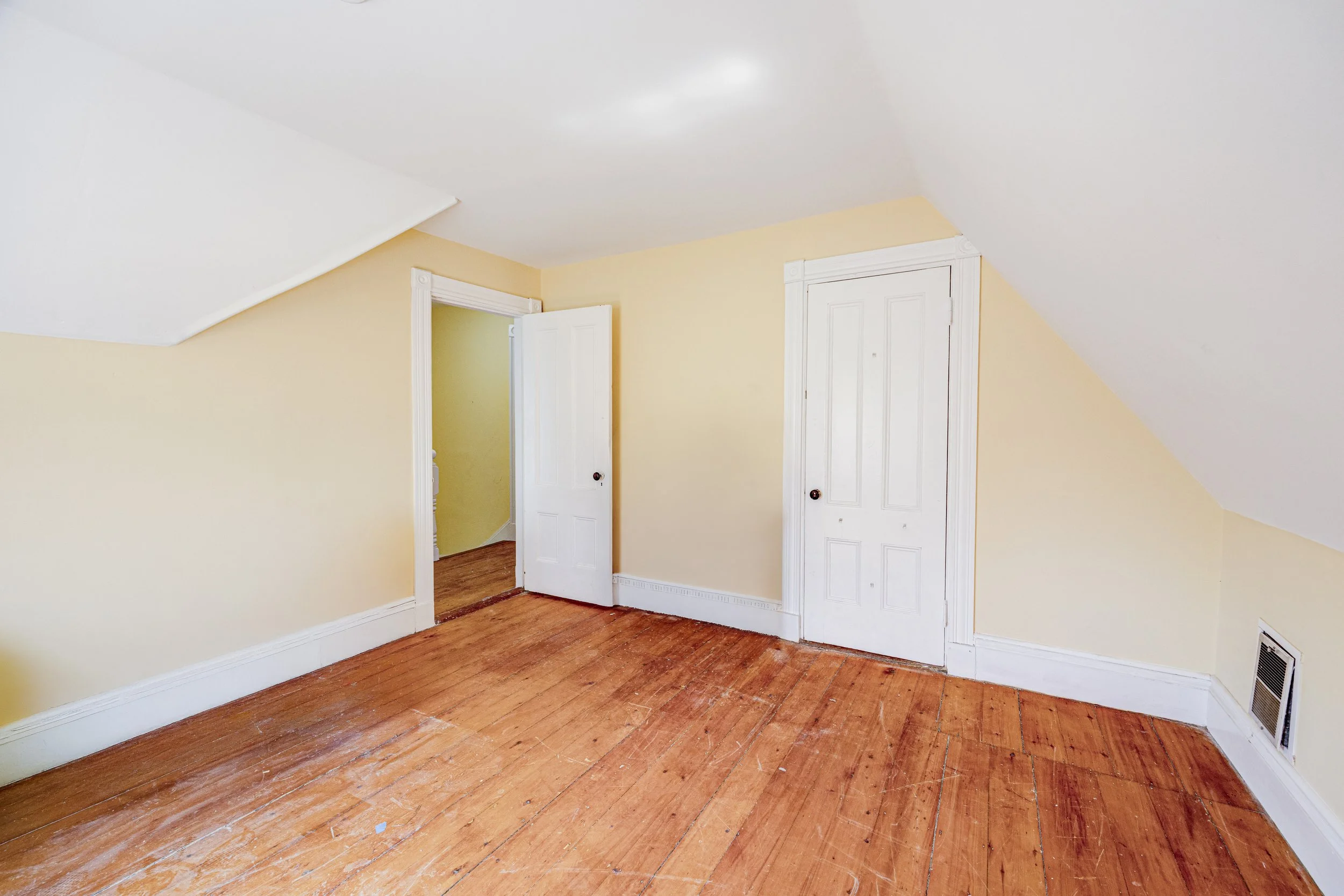 41 Meacham Rd For Web-10 Photoshoped.jpg