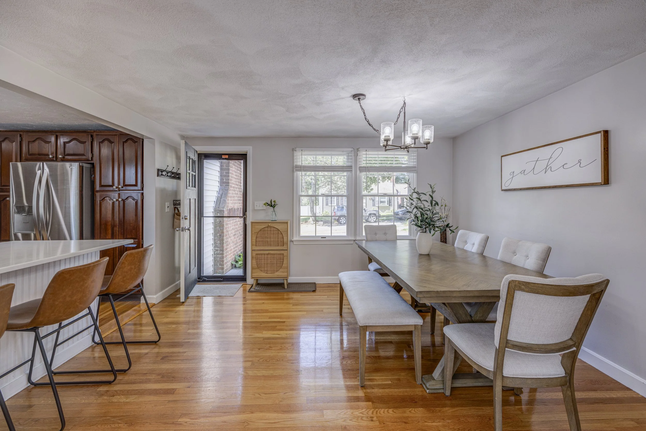 27 Lawnview Drive For Web-14.jpg