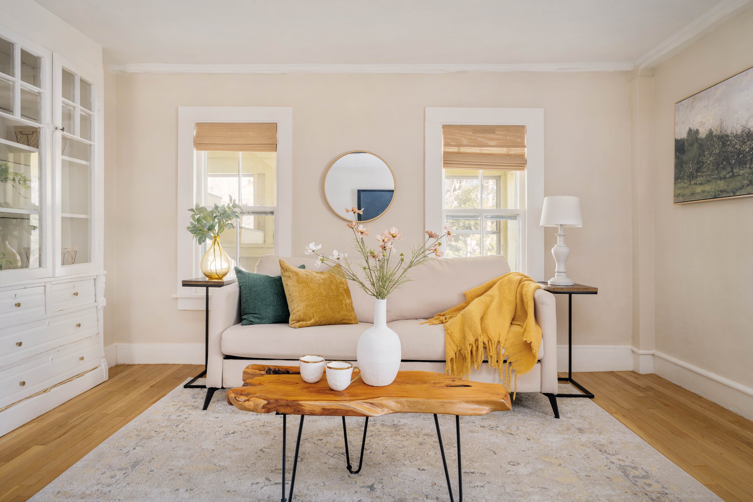 Living Room-08656.jpg