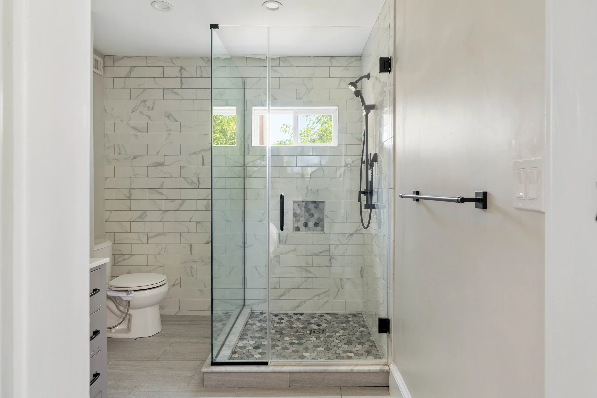 Primary Bed & Bath-5.jpg