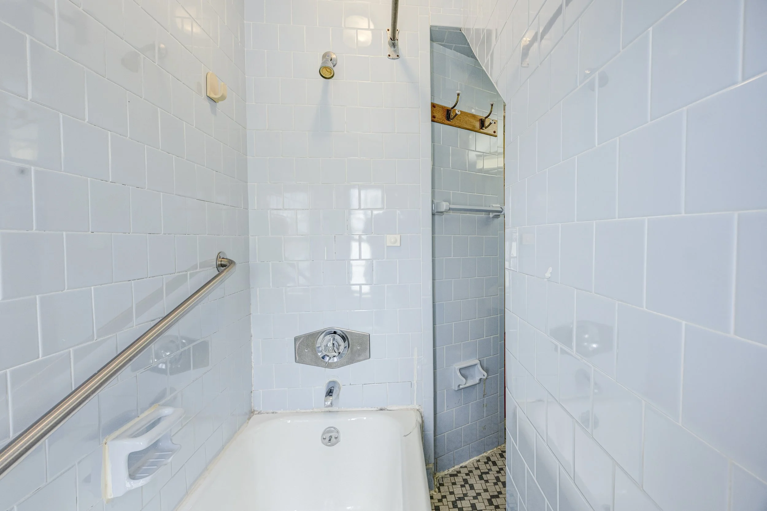 41 Meacham Rd For Web-19.jpg