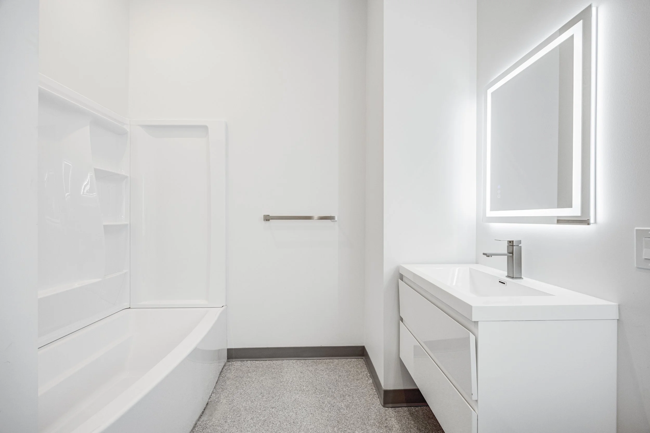 Copy of 80 Middlesex St. 306 (2 Bedroom)-17.jpg