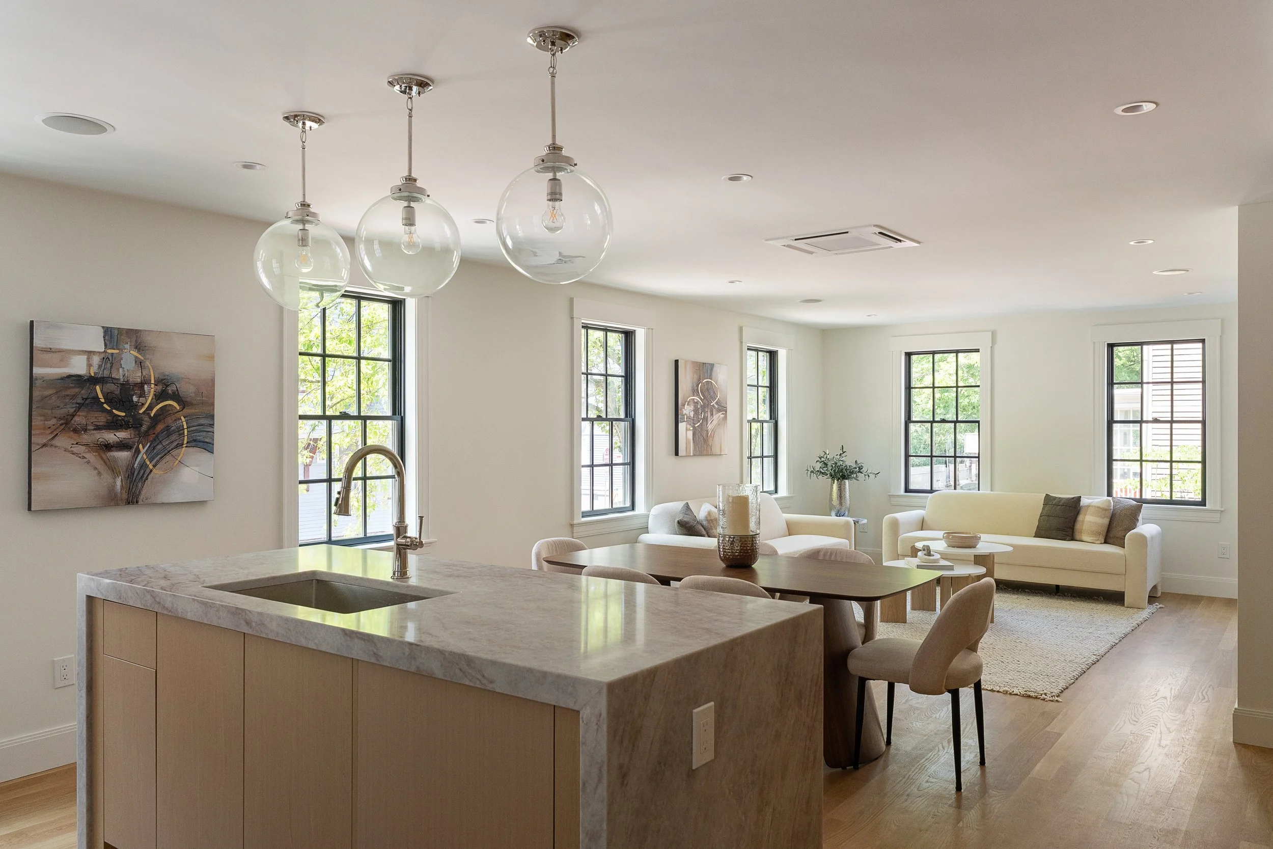 WEB-PRINT_-2_INTERIORS(19)-Edit.jpg