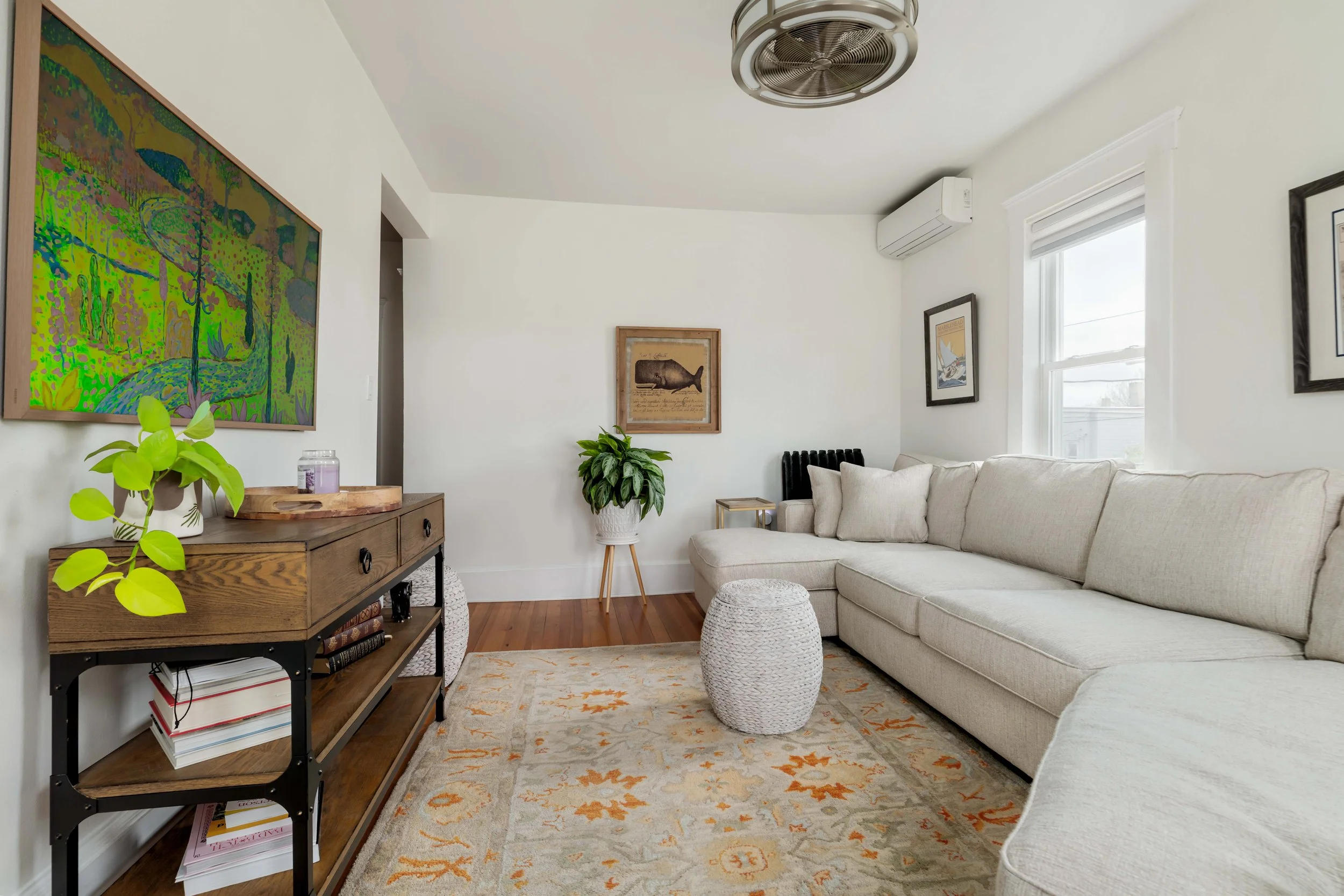 Loving Room-00288.jpg