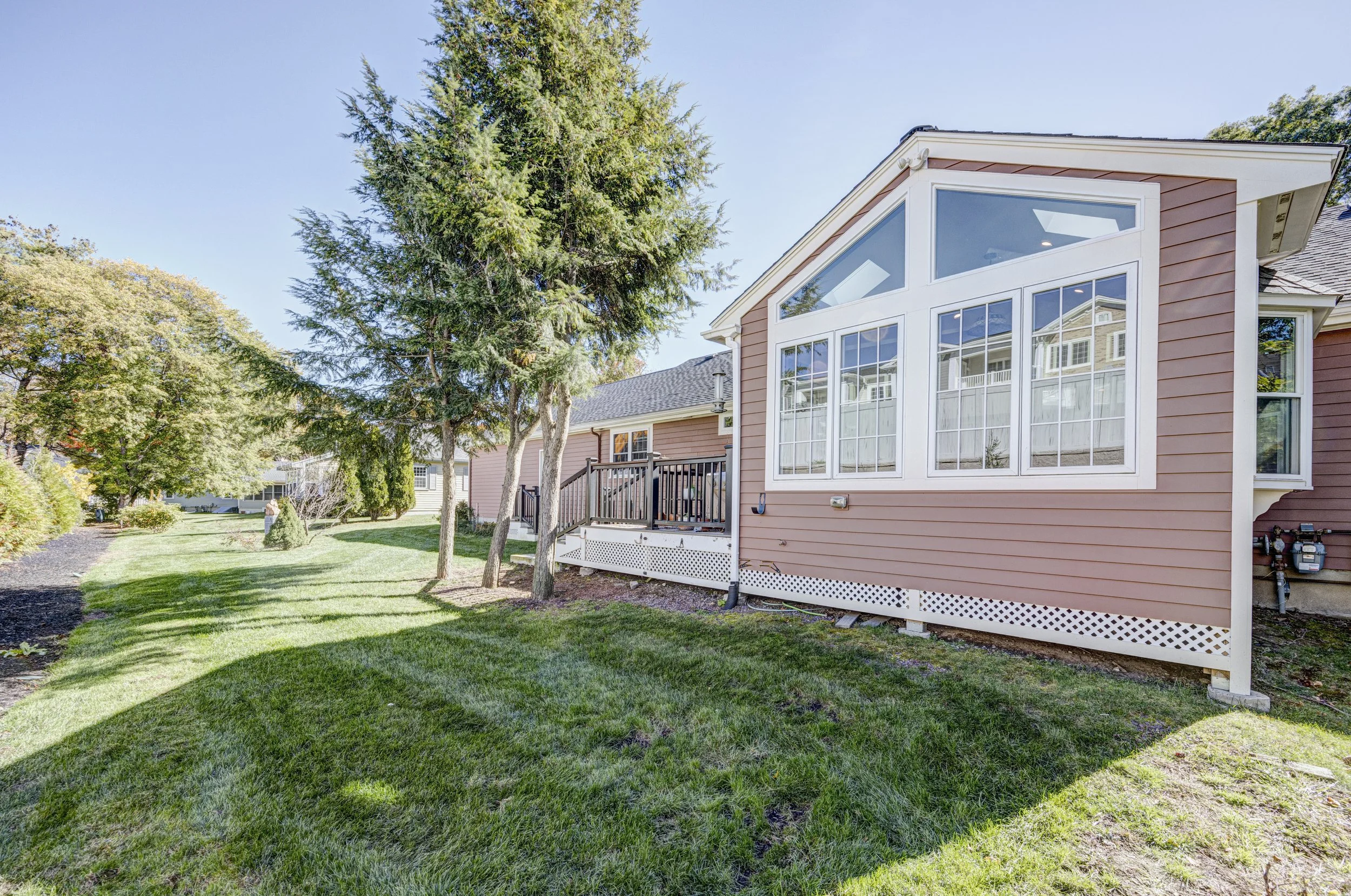 6 Lois lane Exterior - Some Interior-27.jpg