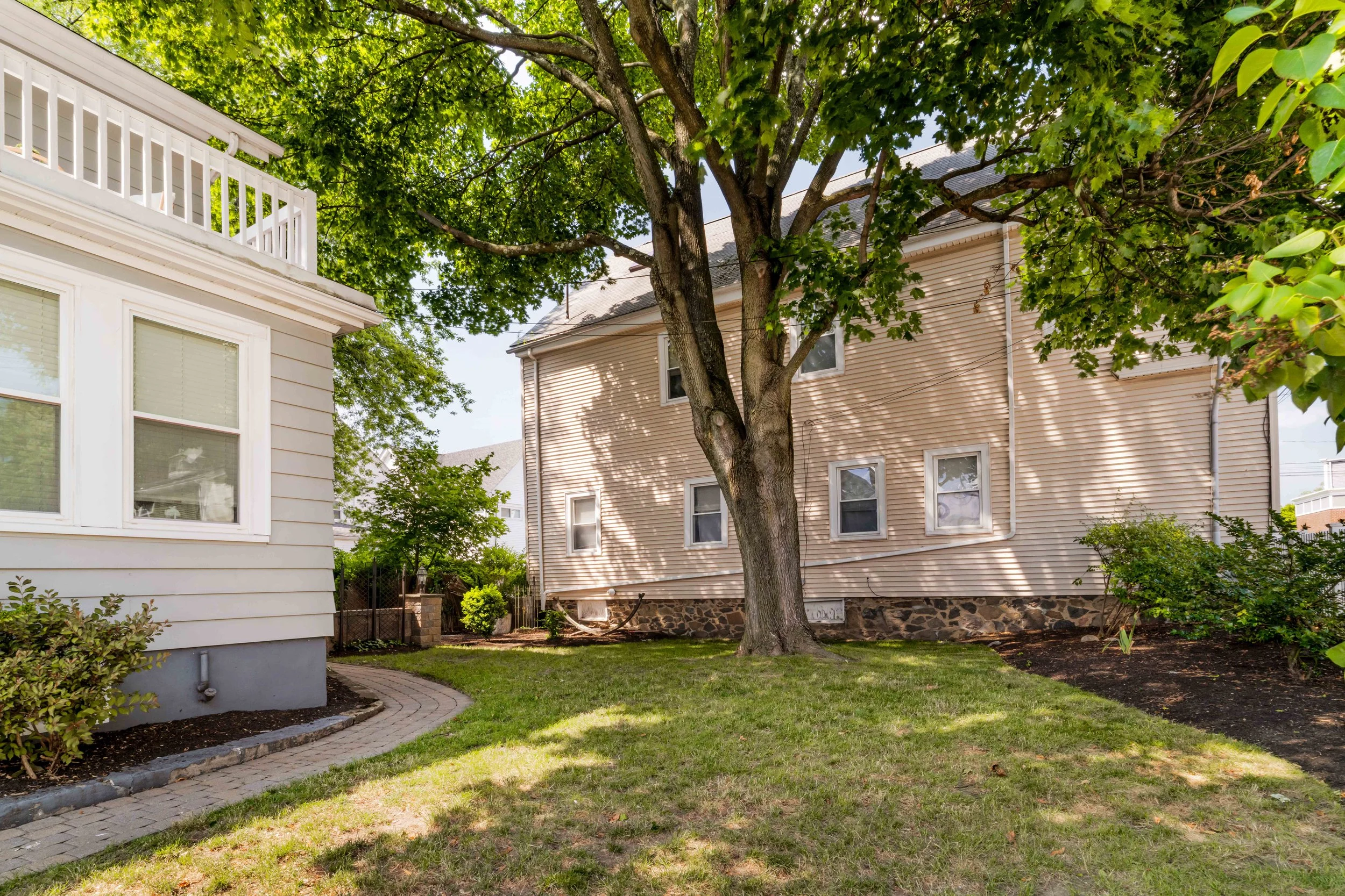 Exteriors-09060.jpg