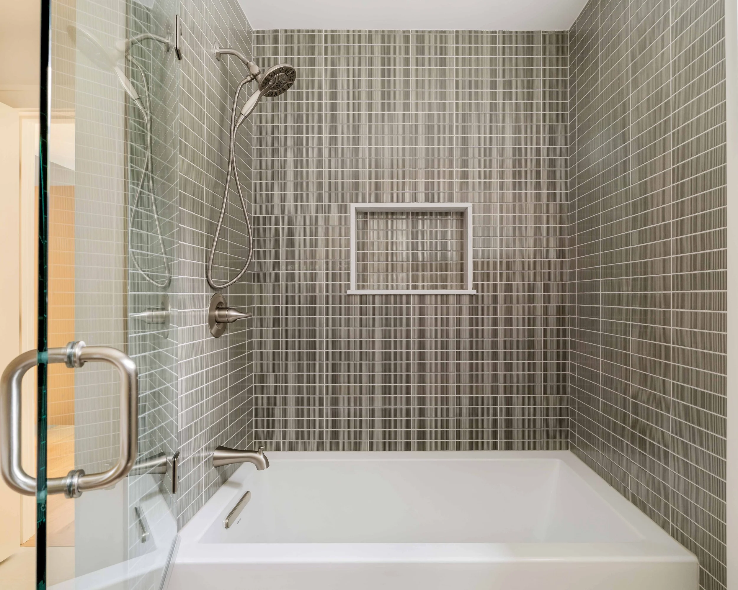 Bed  Bath 3-02247.jpg