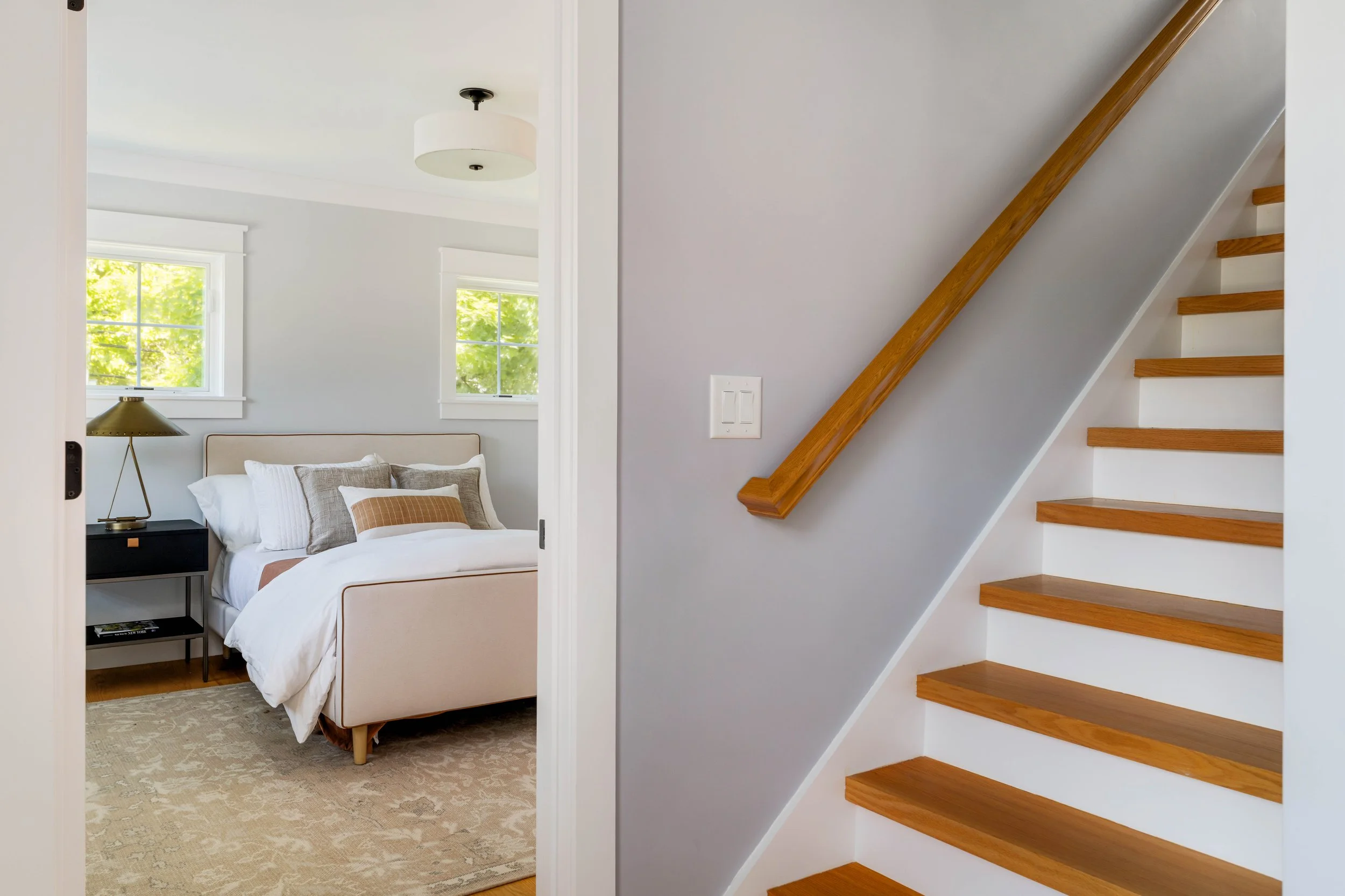 Bed  Bath 3-05096.jpg