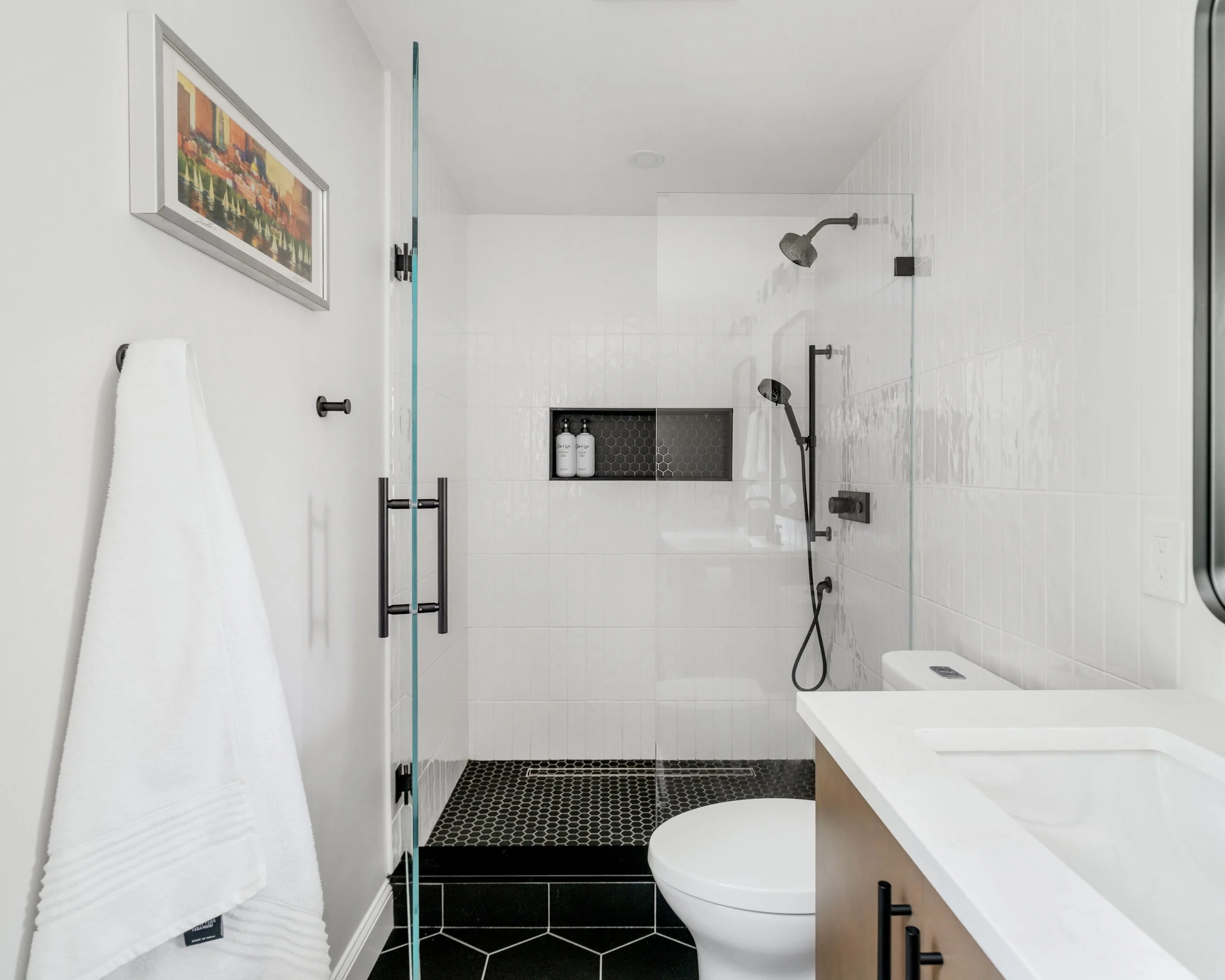 Primary Bed & Bath-04625.jpg