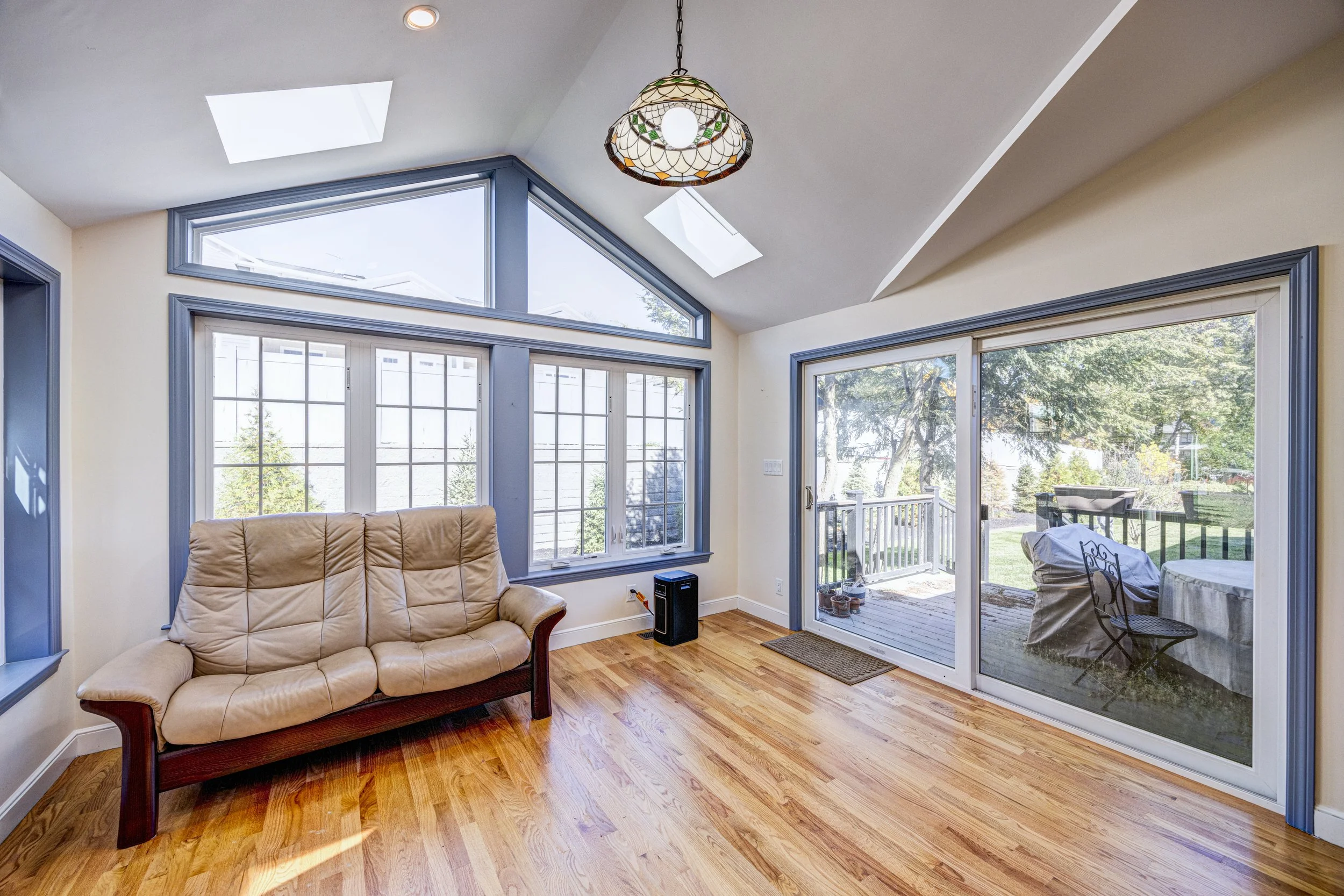 6 Lois lane Exterior - Some Interior-6.jpg
