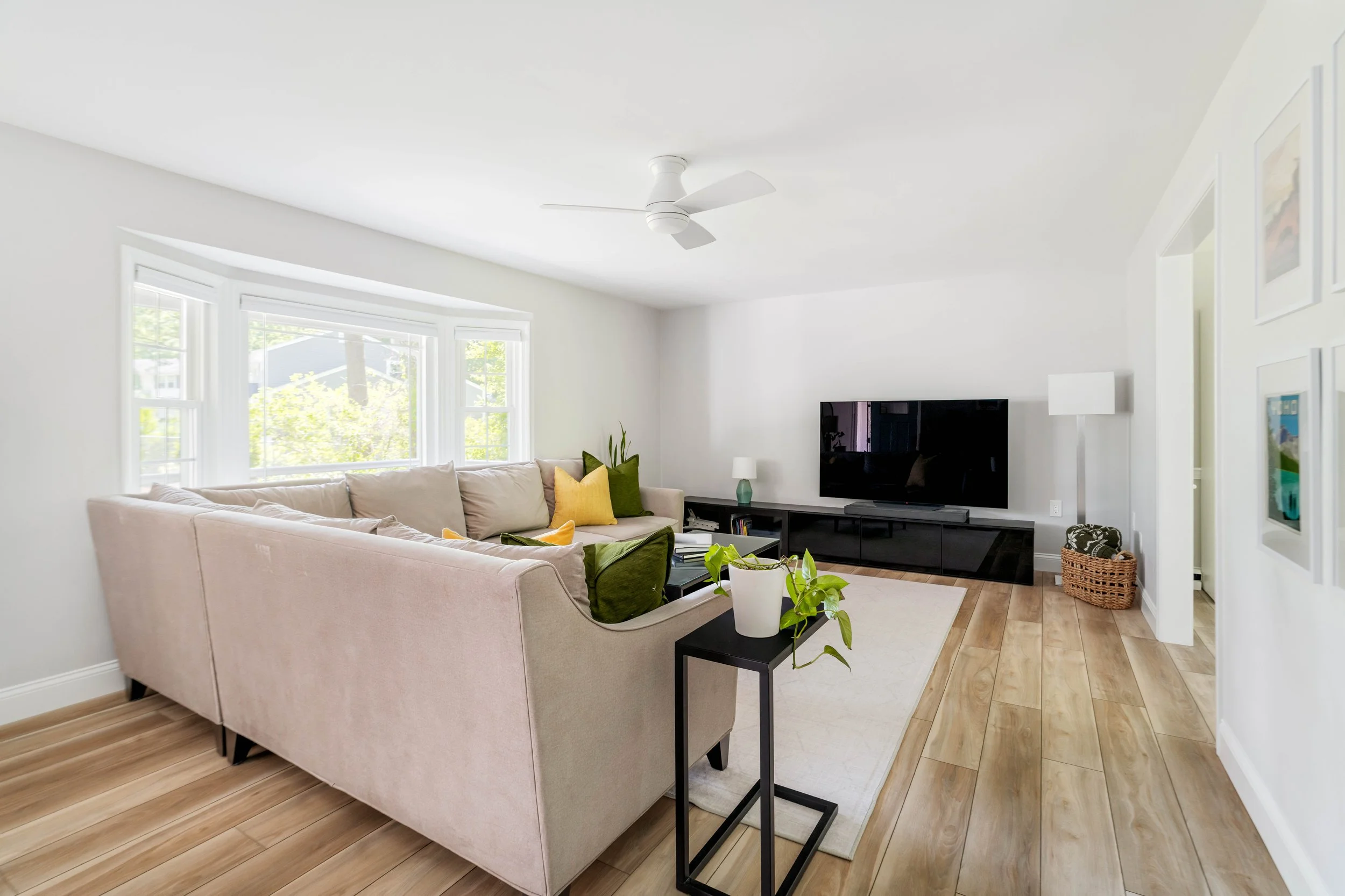 Living-04251.jpg