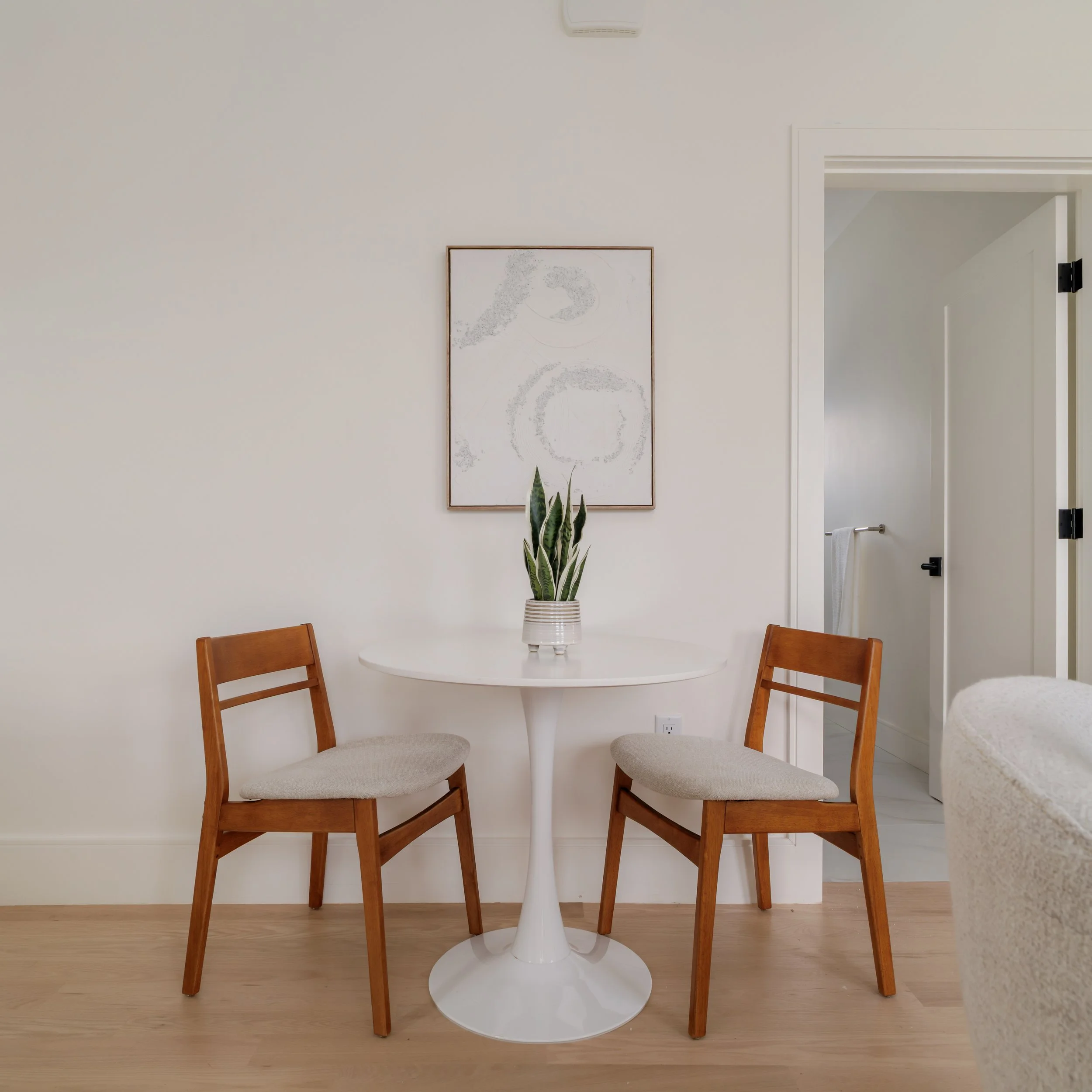 LIVING DINING ROOM-00282.jpg