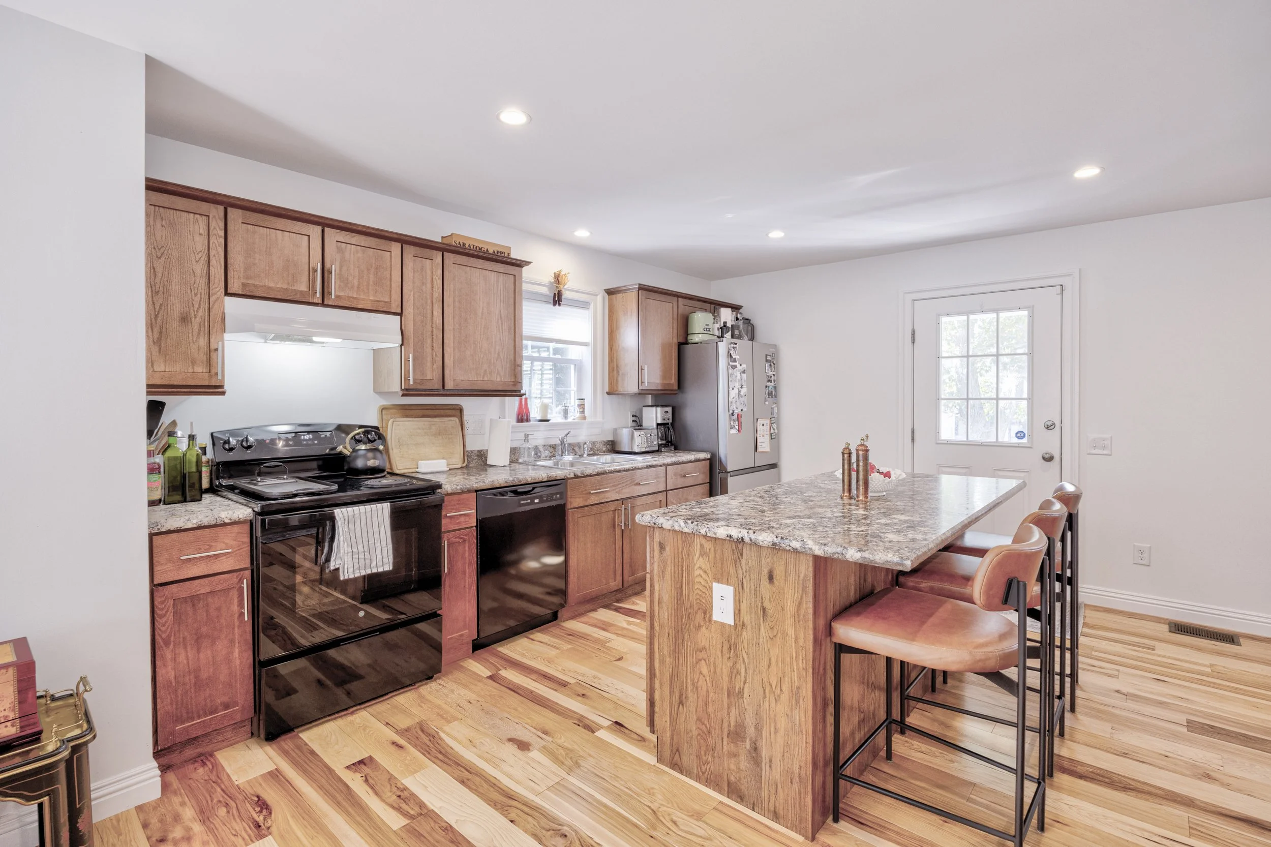 36 Browning Ave For Web-4.jpg