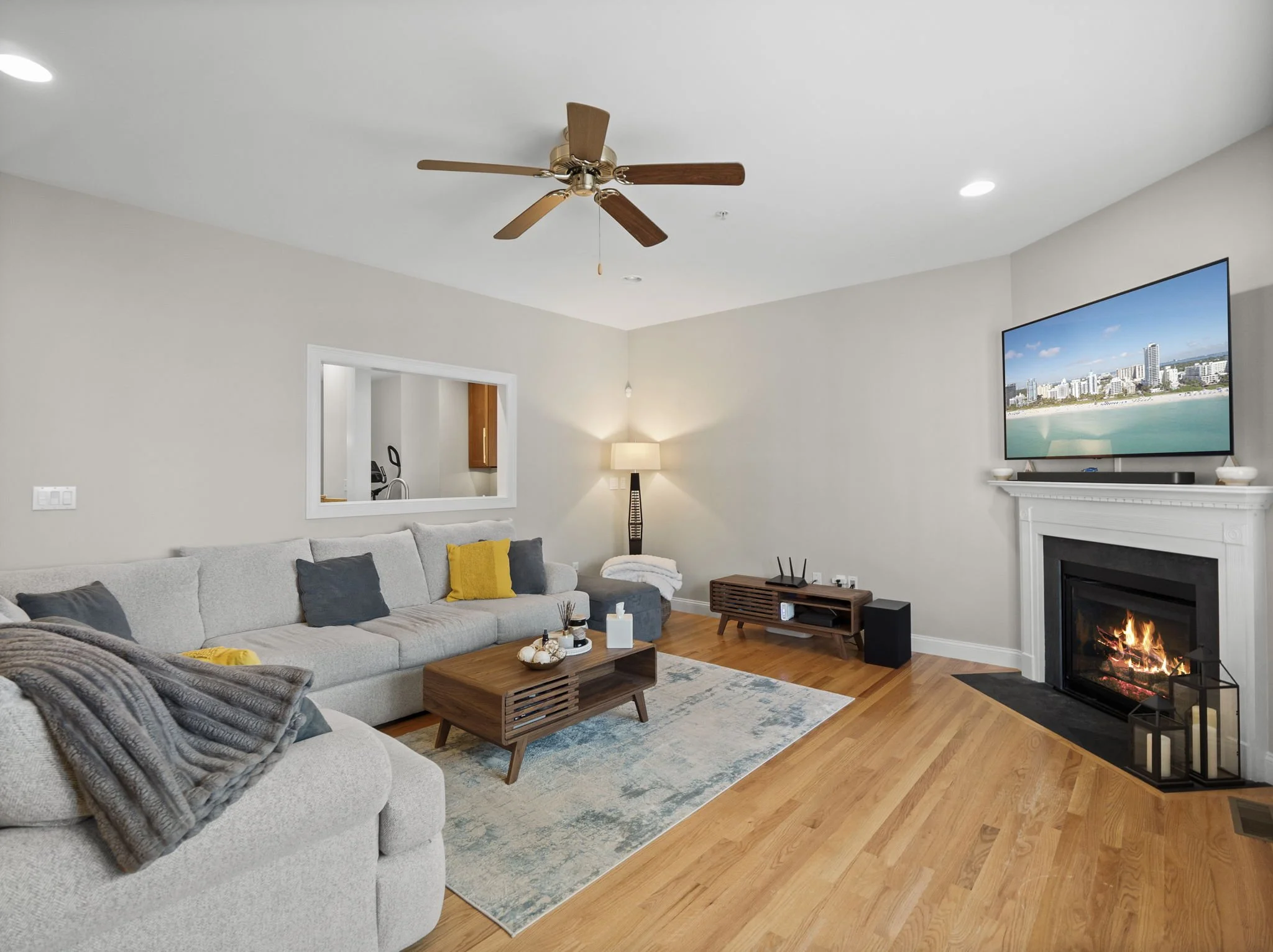 3-web-or-mls-262 Winn St B Burlington MA 17.jpg