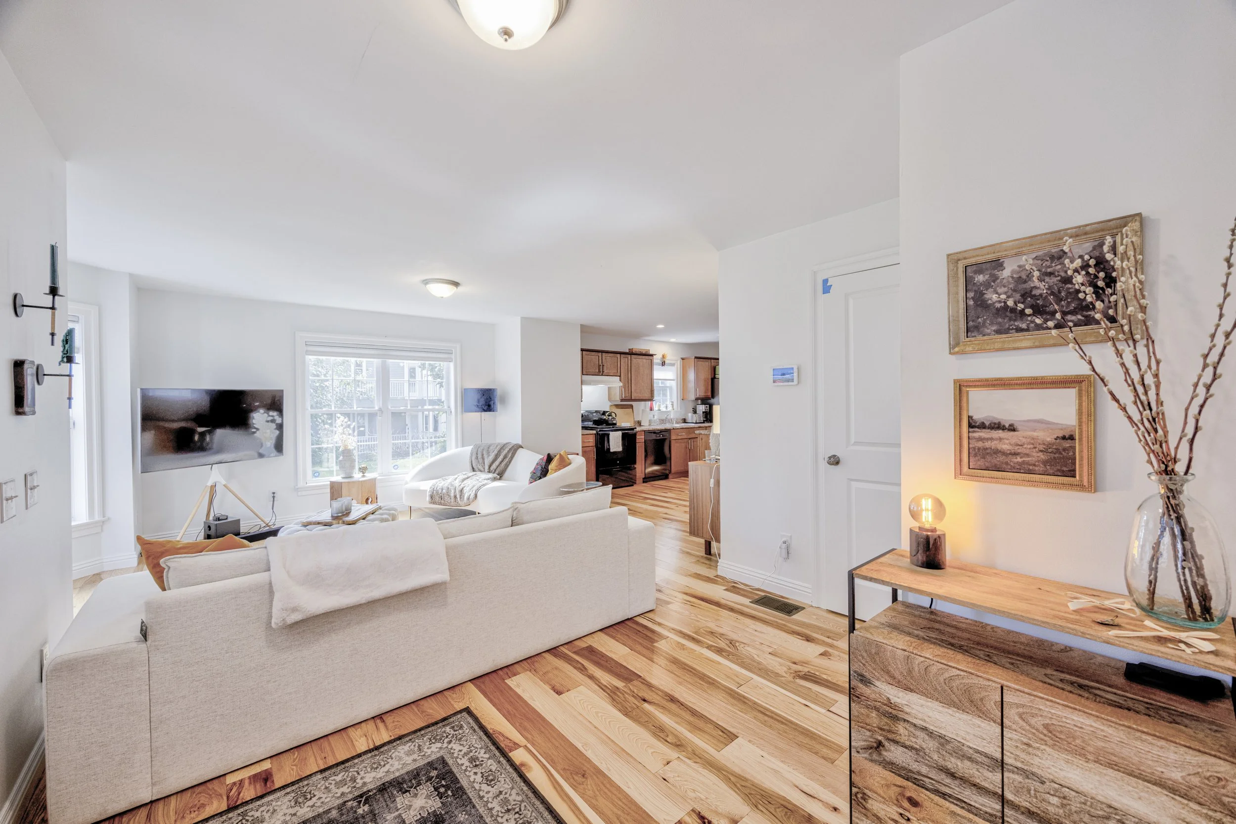 36 Browning Ave For Web-18.jpg