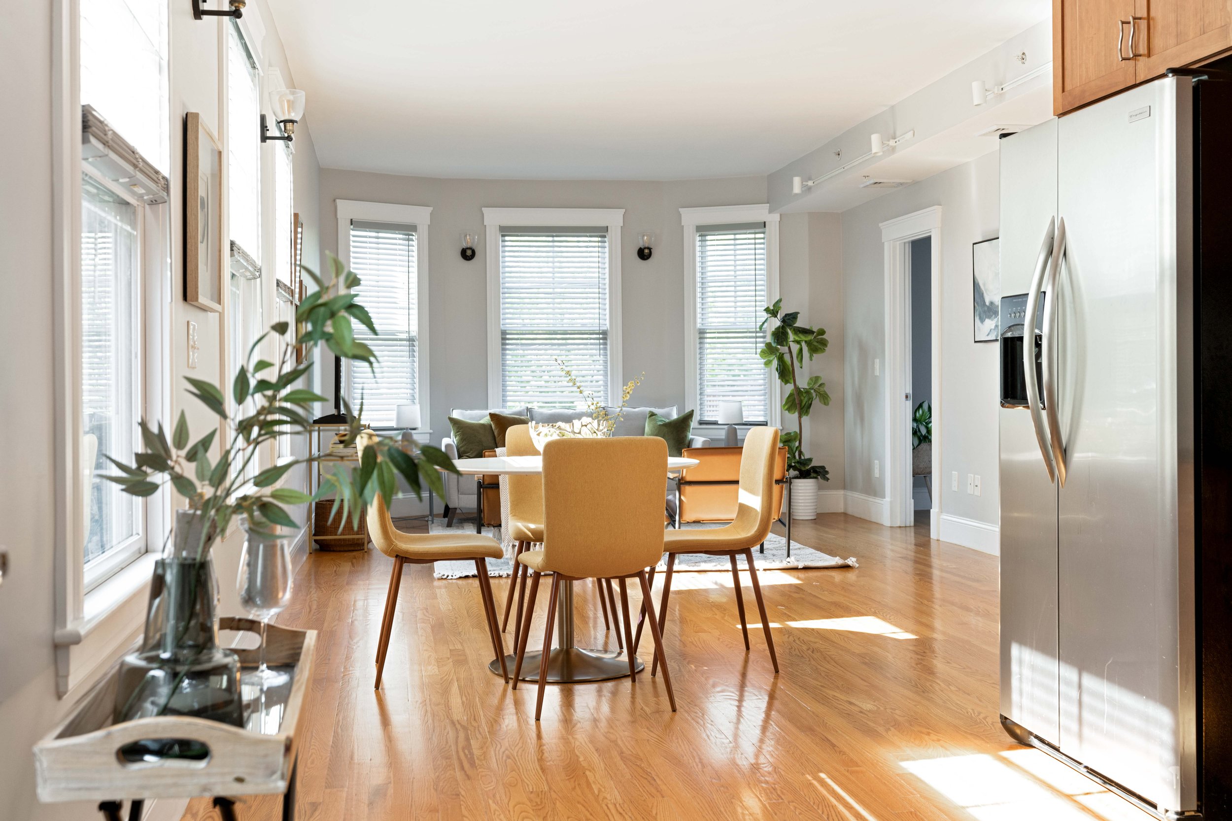 Dining Area-2.jpg