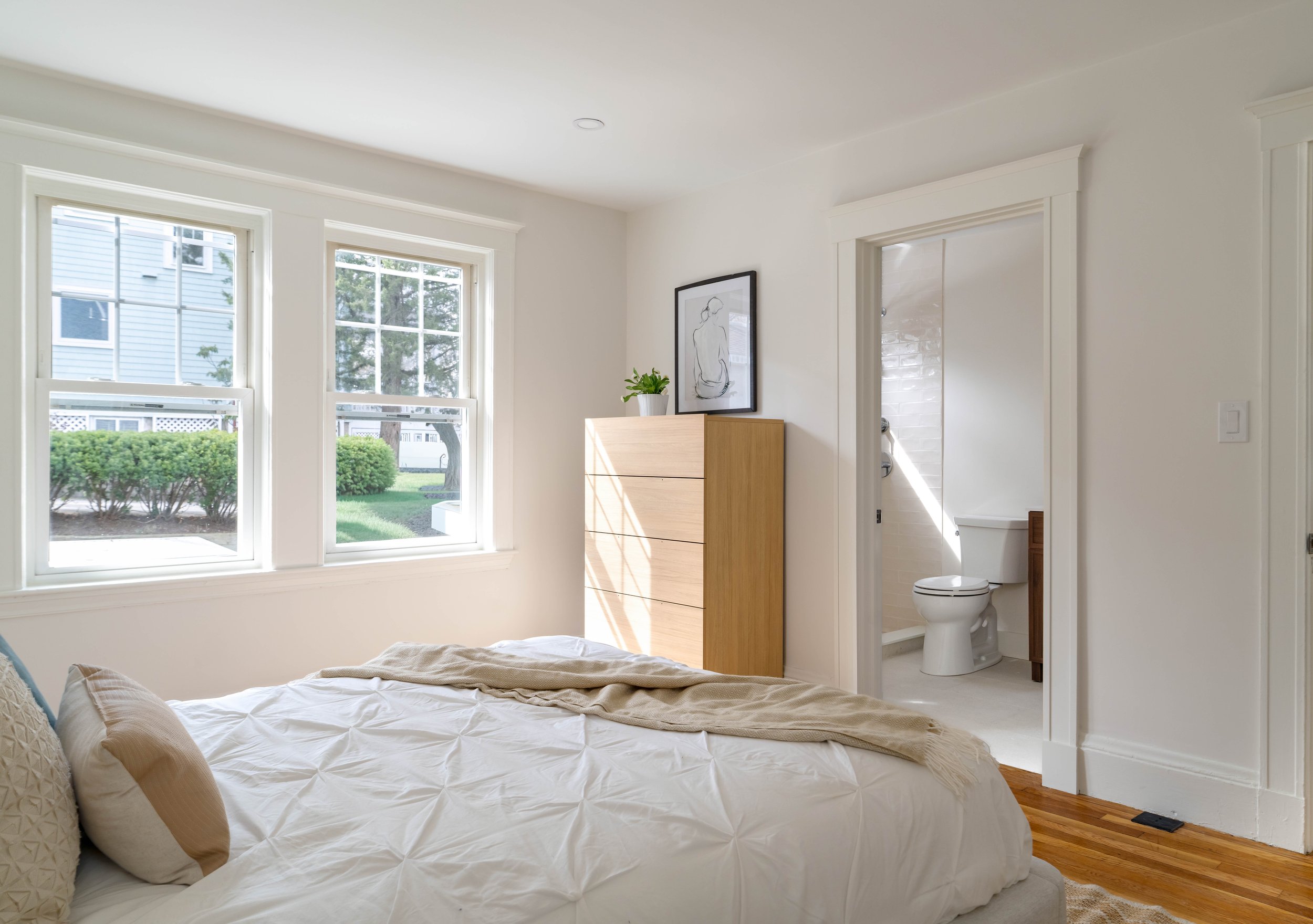 Primary Bed & Bath--8.jpg