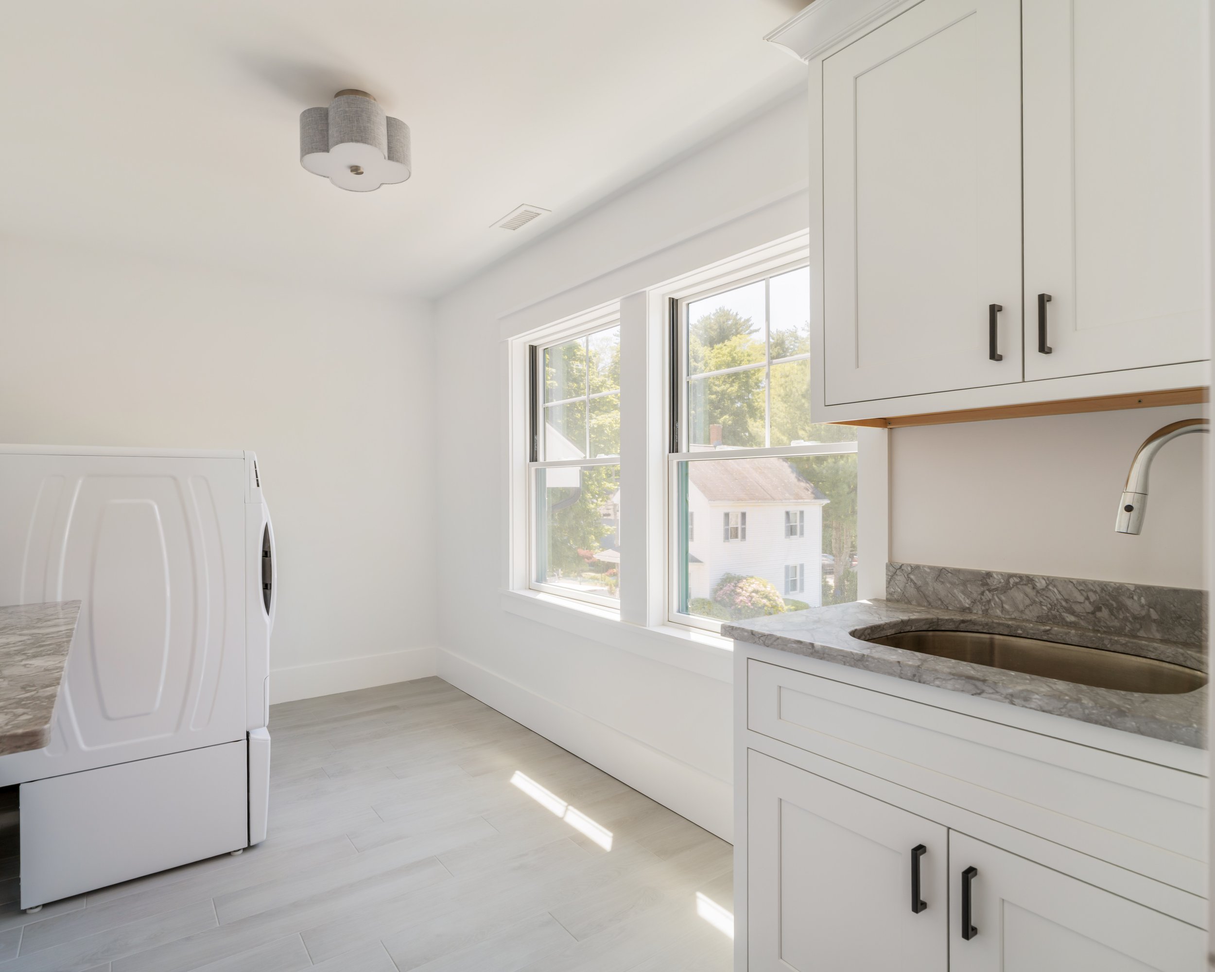 Laundry Room-05141.jpg