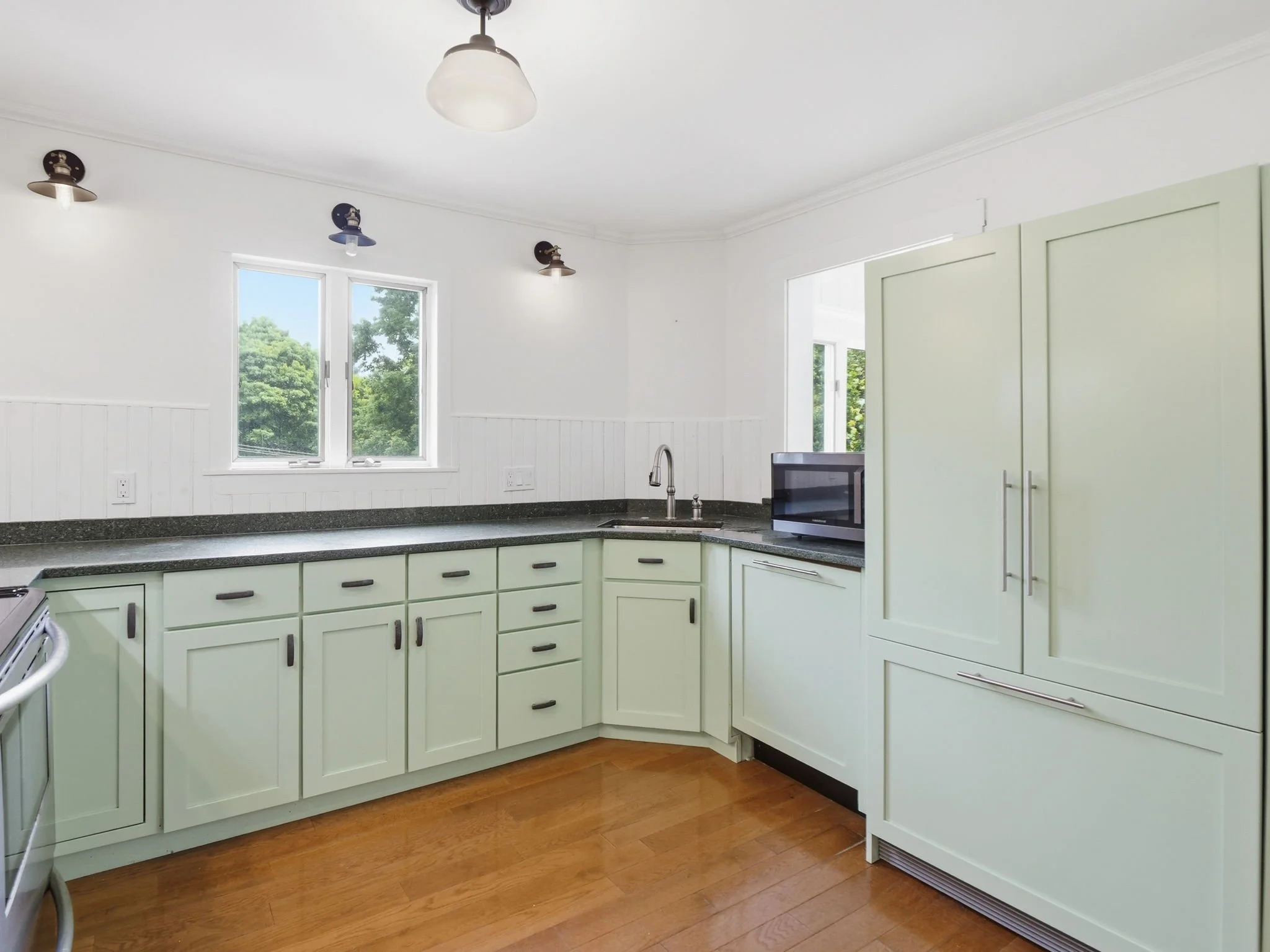 6-web-or-mls-98_Walnut_St_North_Brookfield_MA_016.jpg