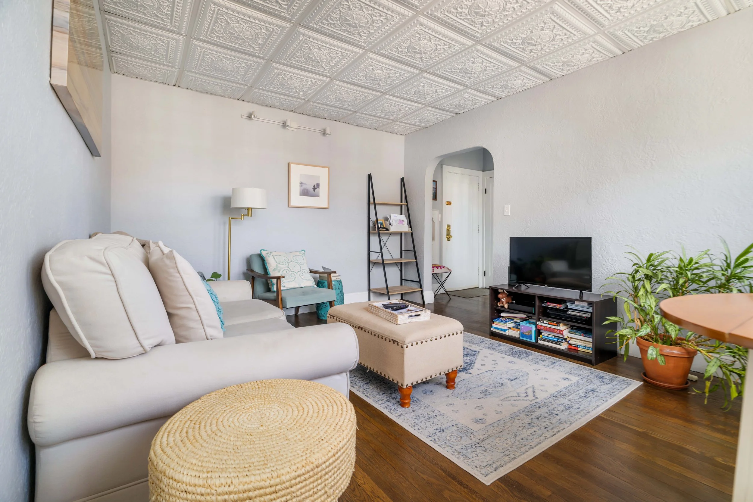 Living Dining-03241.jpg