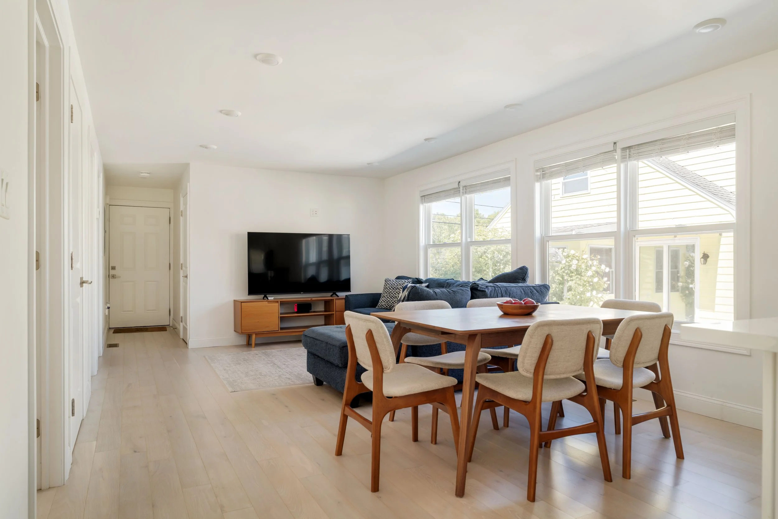 Dining Room-01714.jpg