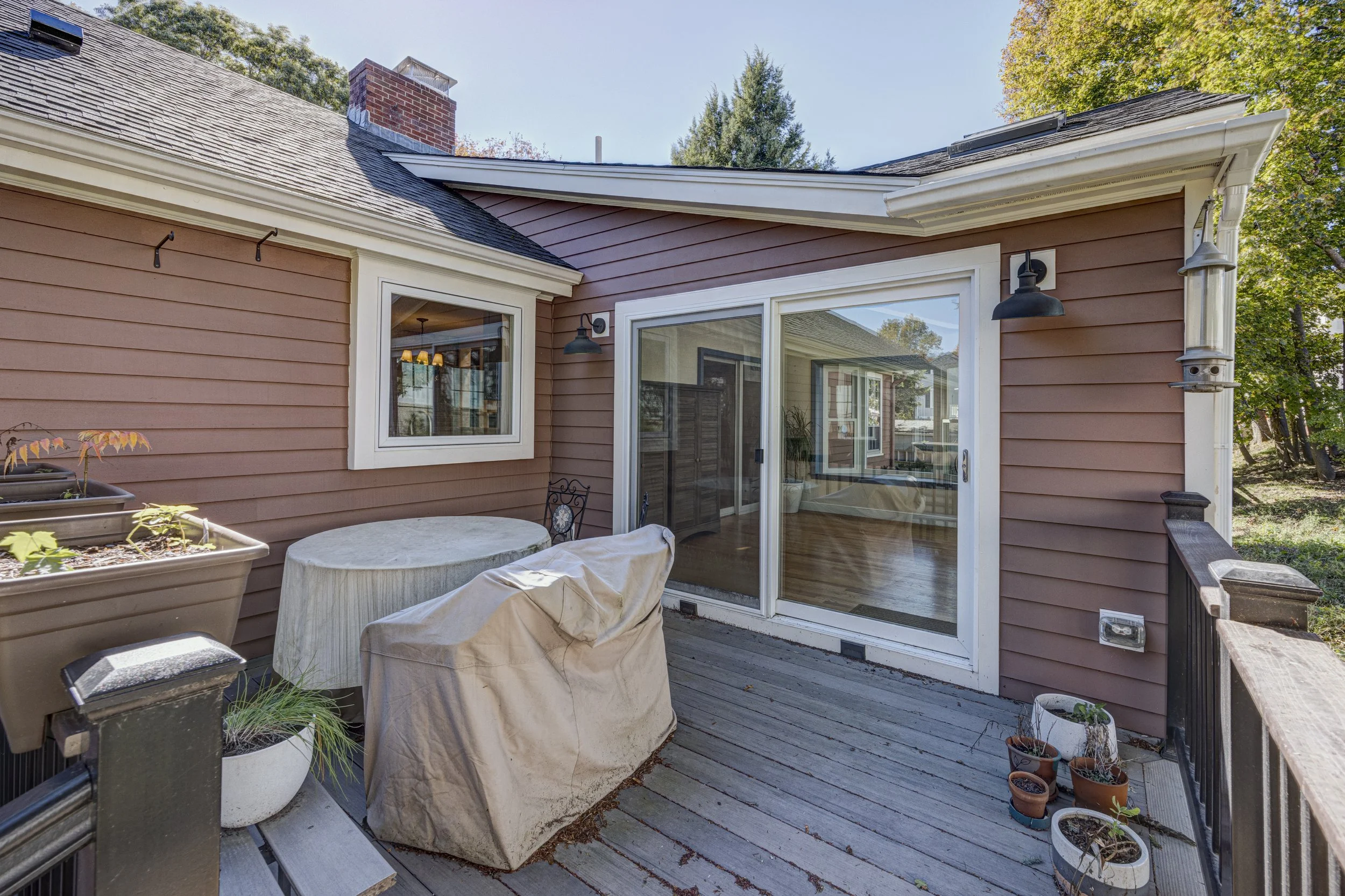 6 Lois lane Exterior - Some Interior-26.jpg