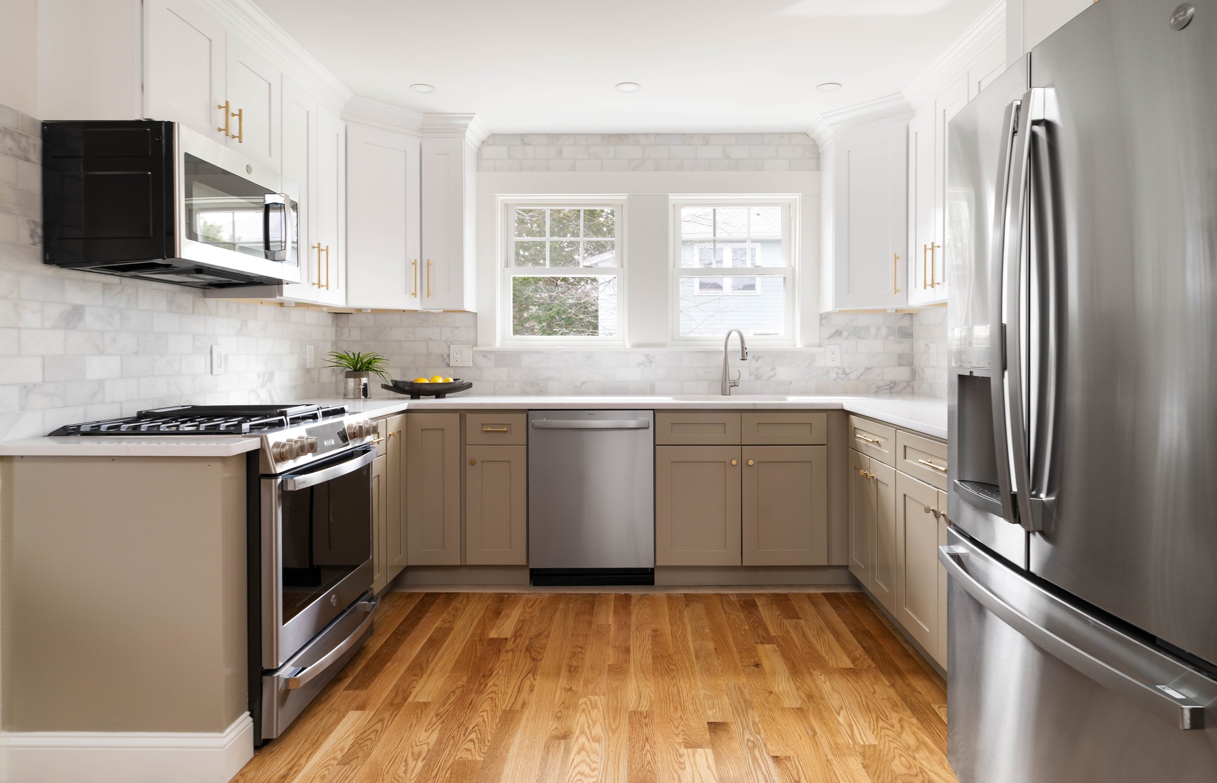 Kitchen Dining--5.jpg