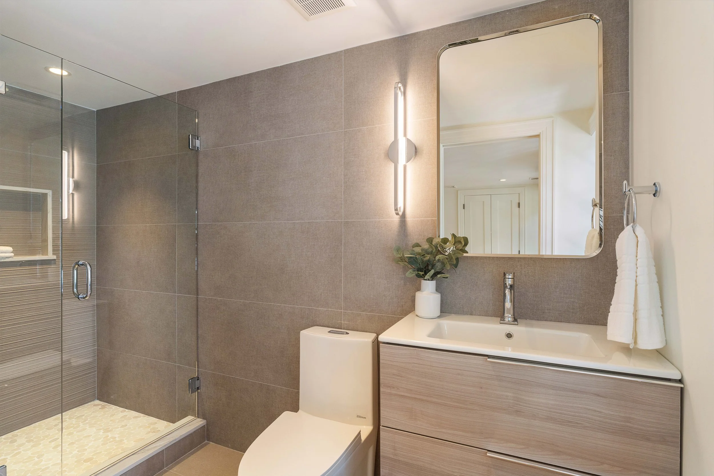 WEB-PRINT_-2_INTERIORS(23).jpg