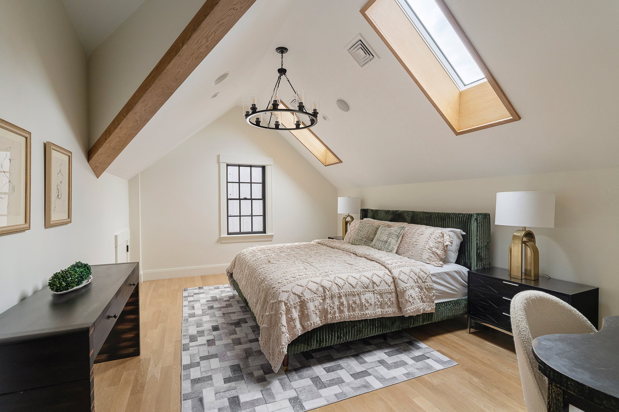 MLS_2_INTERIORS(34).jpg