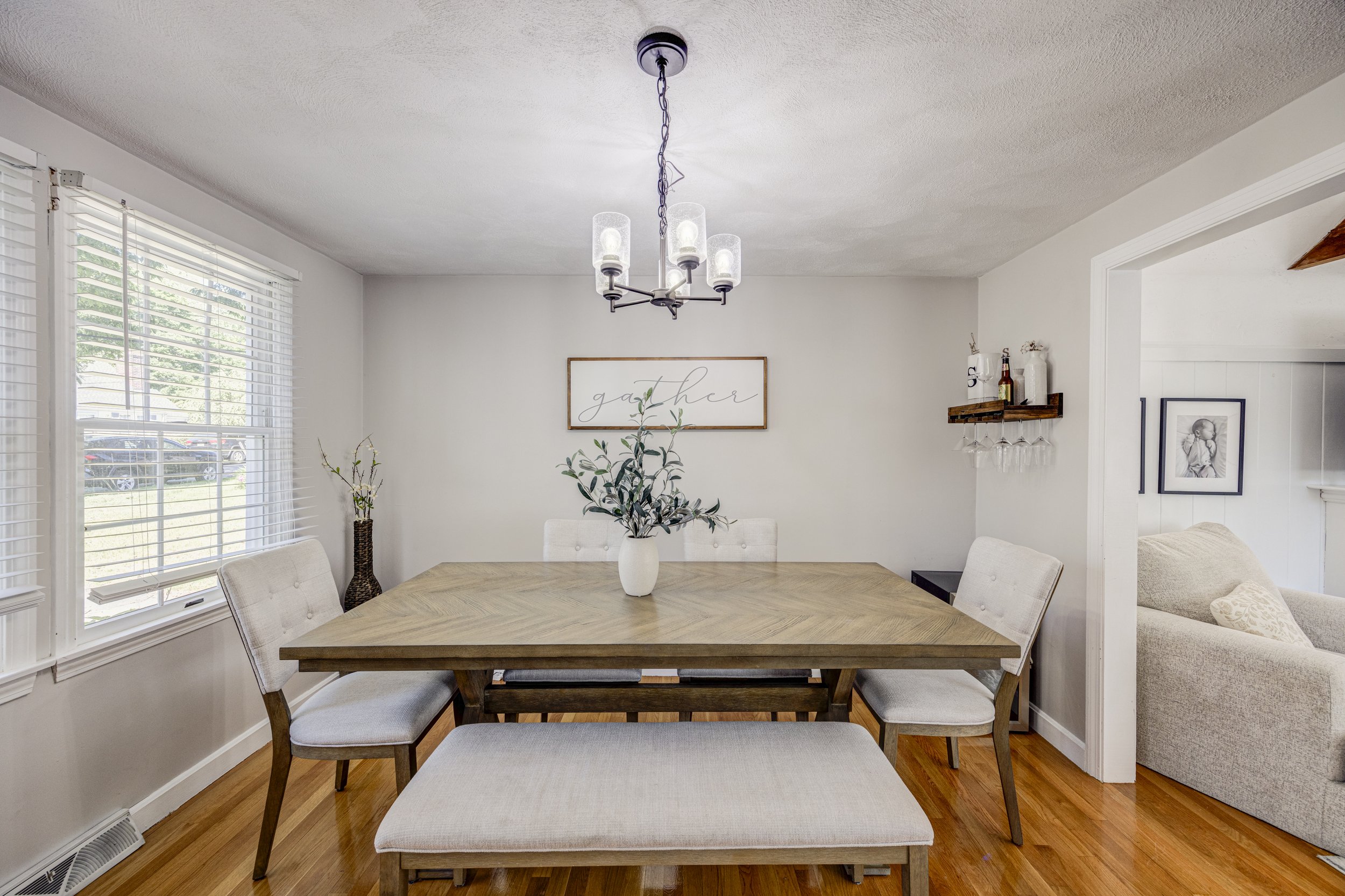 27 Lawnview Drive For Web-13.jpg