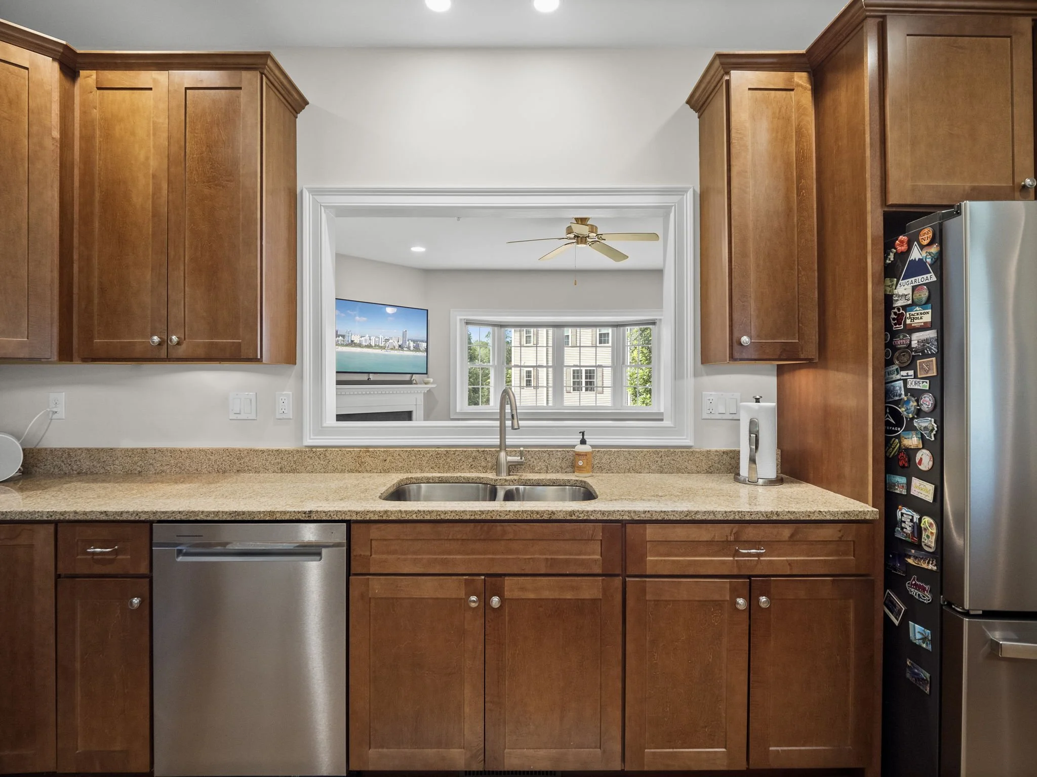 11-web-or-mls-262 Winn St B Burlington MA 10.jpg