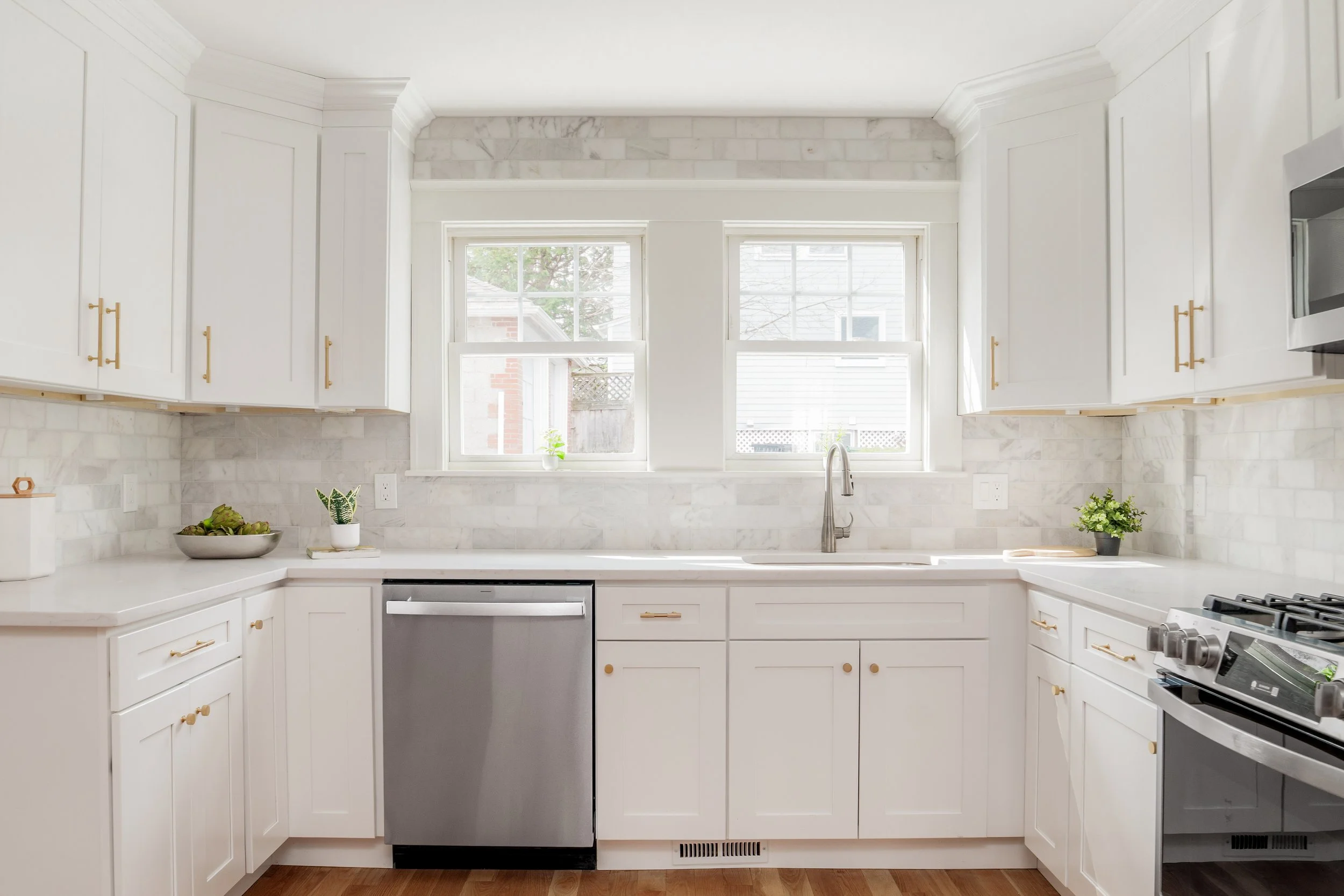 Kitchen Dining-2.jpg