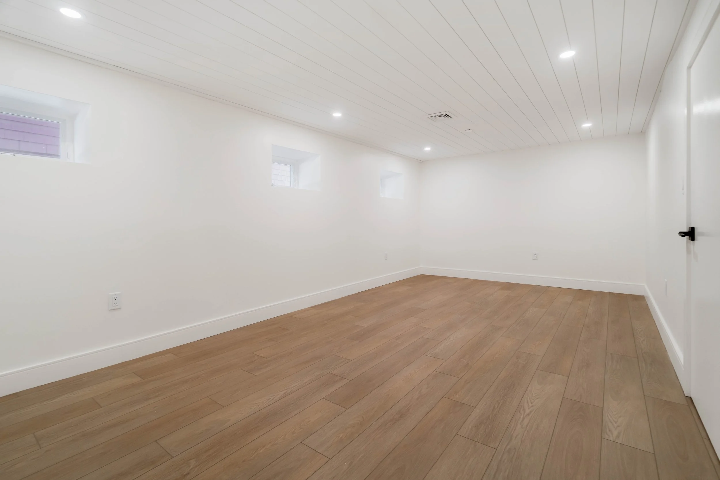 Lower Level-09228.jpg