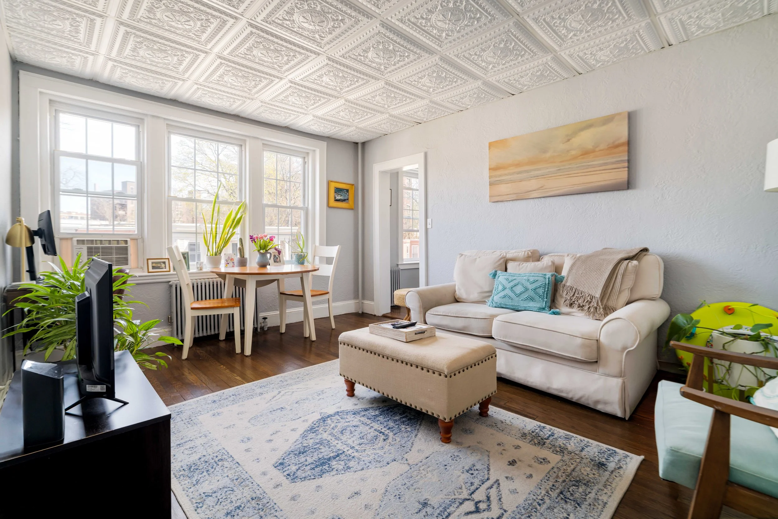 Living Dining-03221.jpg