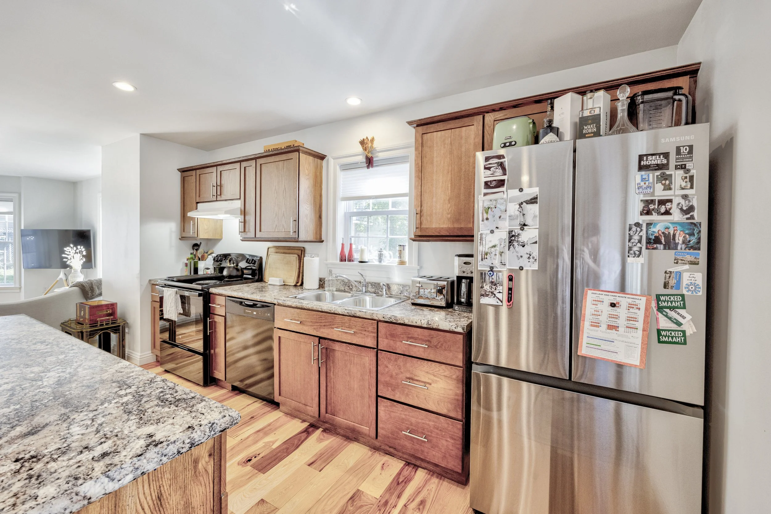 36 Browning Ave For Web-7.jpg