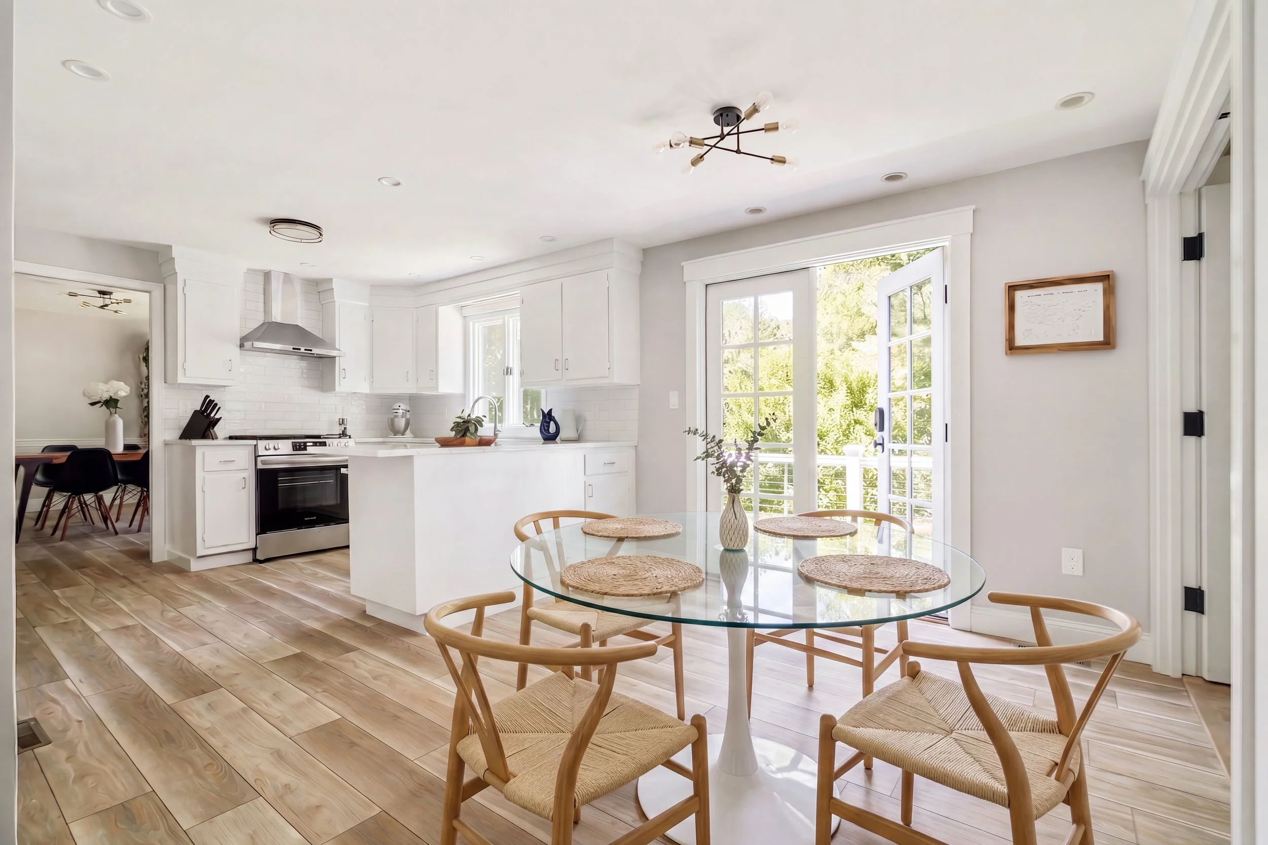 Kitchen Dining.jpg