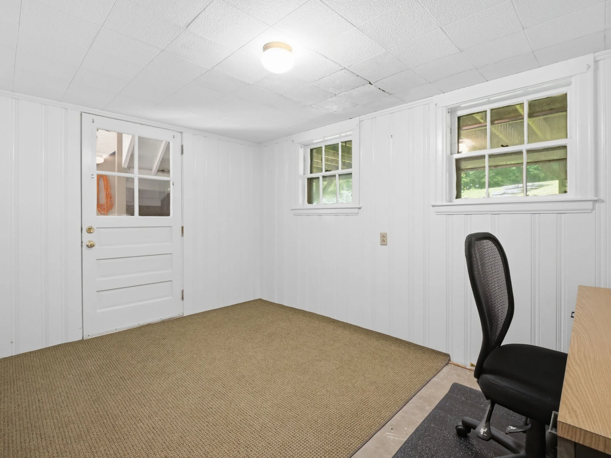 36-web-or-mls-98_Walnut_St_North_Brookfield_MA_046.jpg