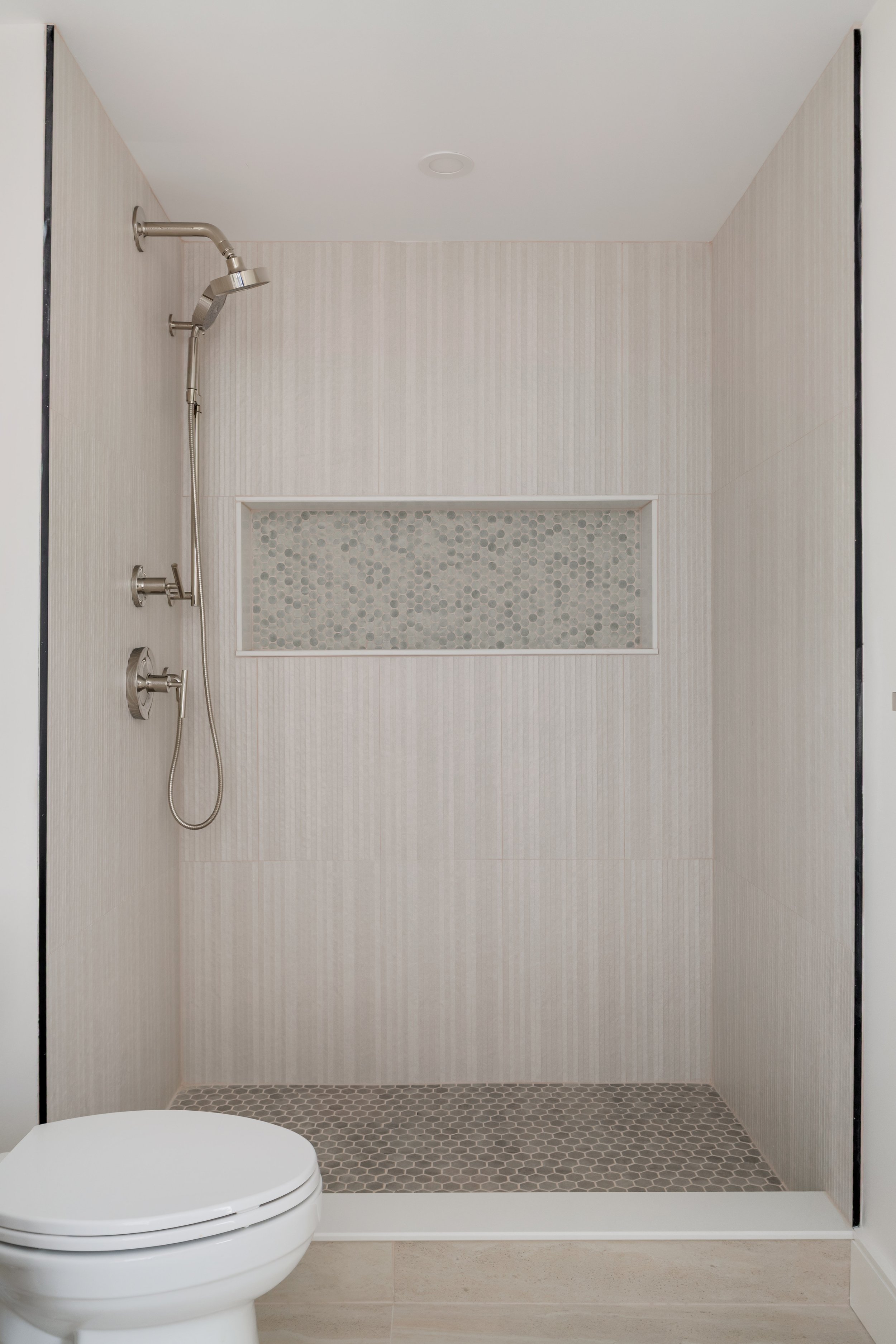 Primary Bed & Bath-05741.jpg