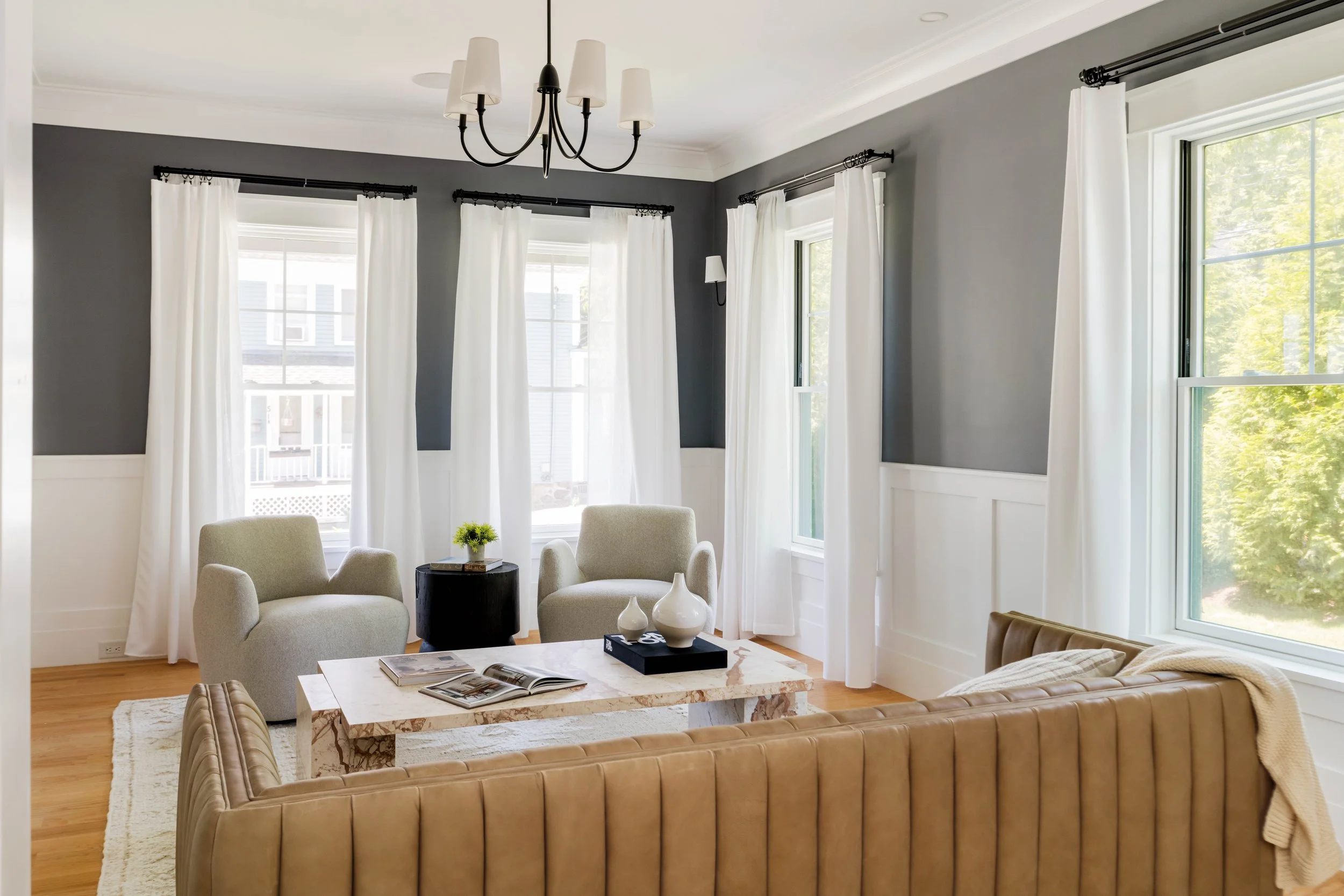 Living Room-04498.jpg