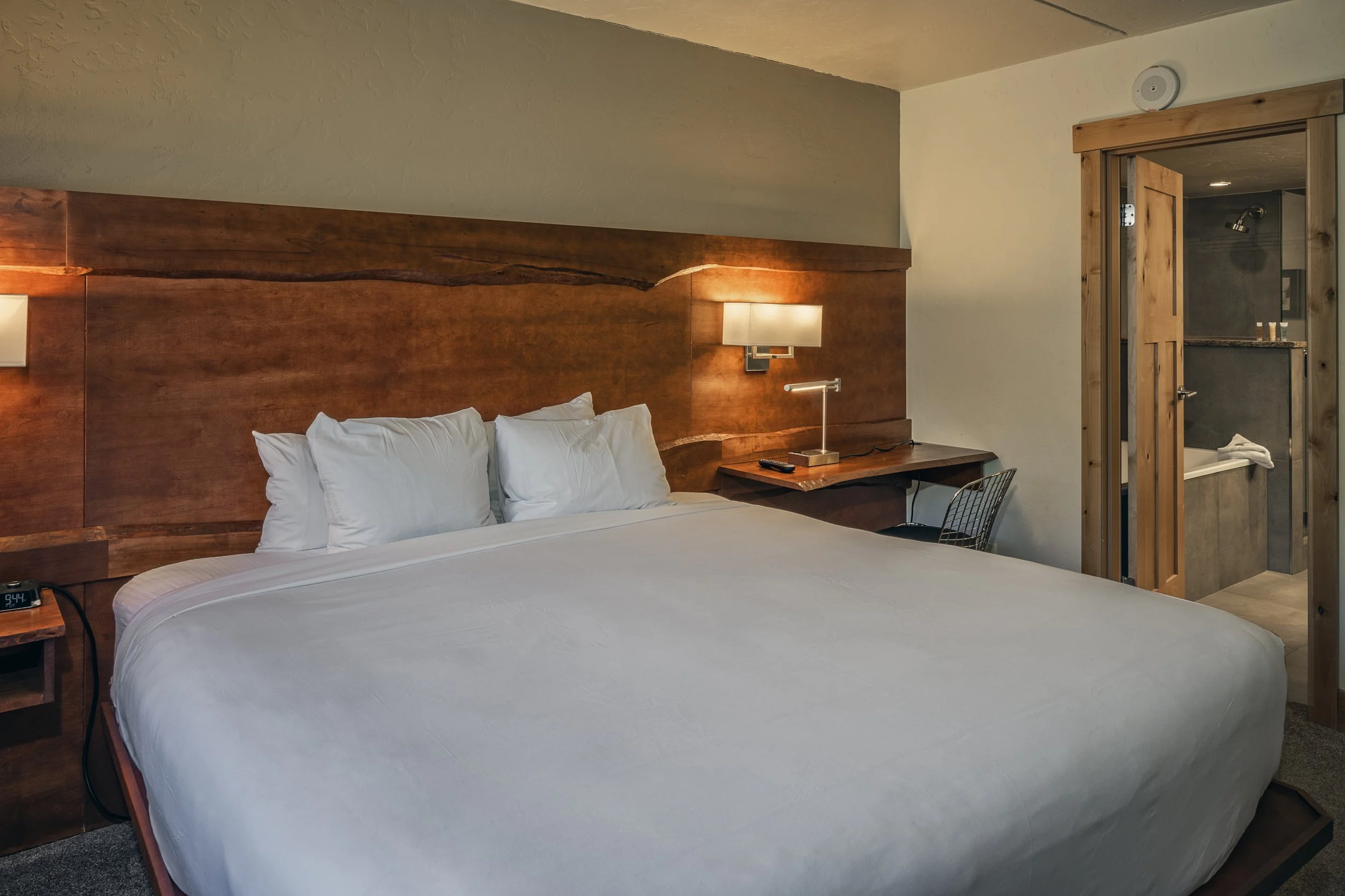 39-Room 4530.jpg