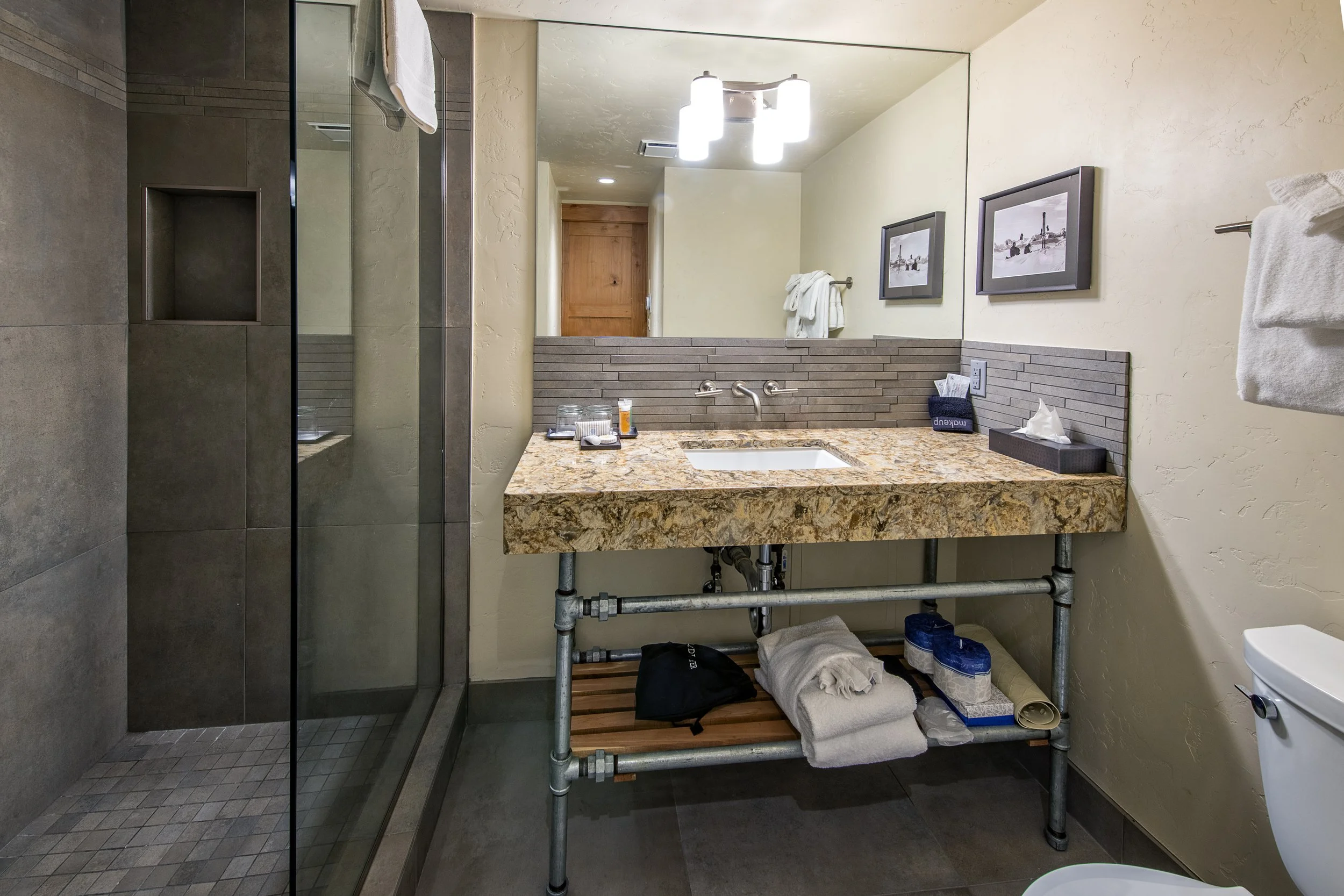 45-Room 4530.jpg