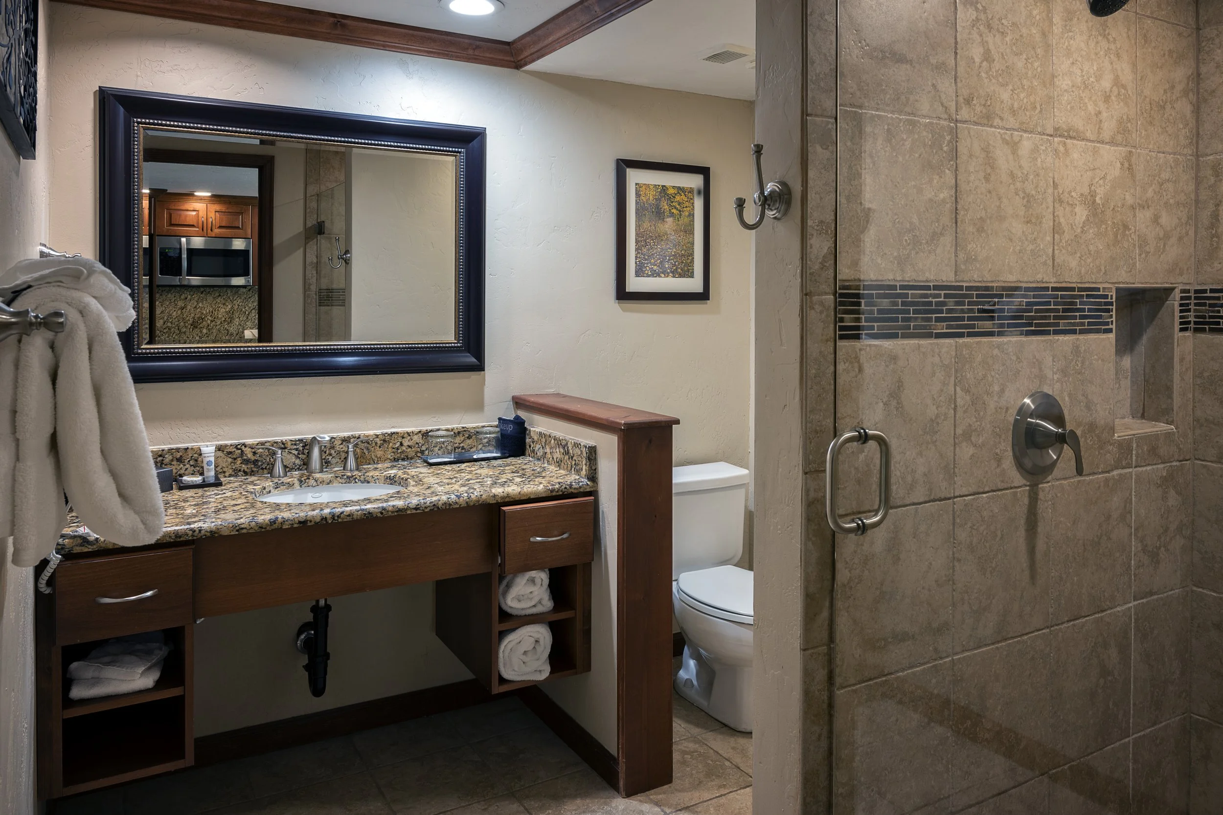 07-Room 4416.jpg