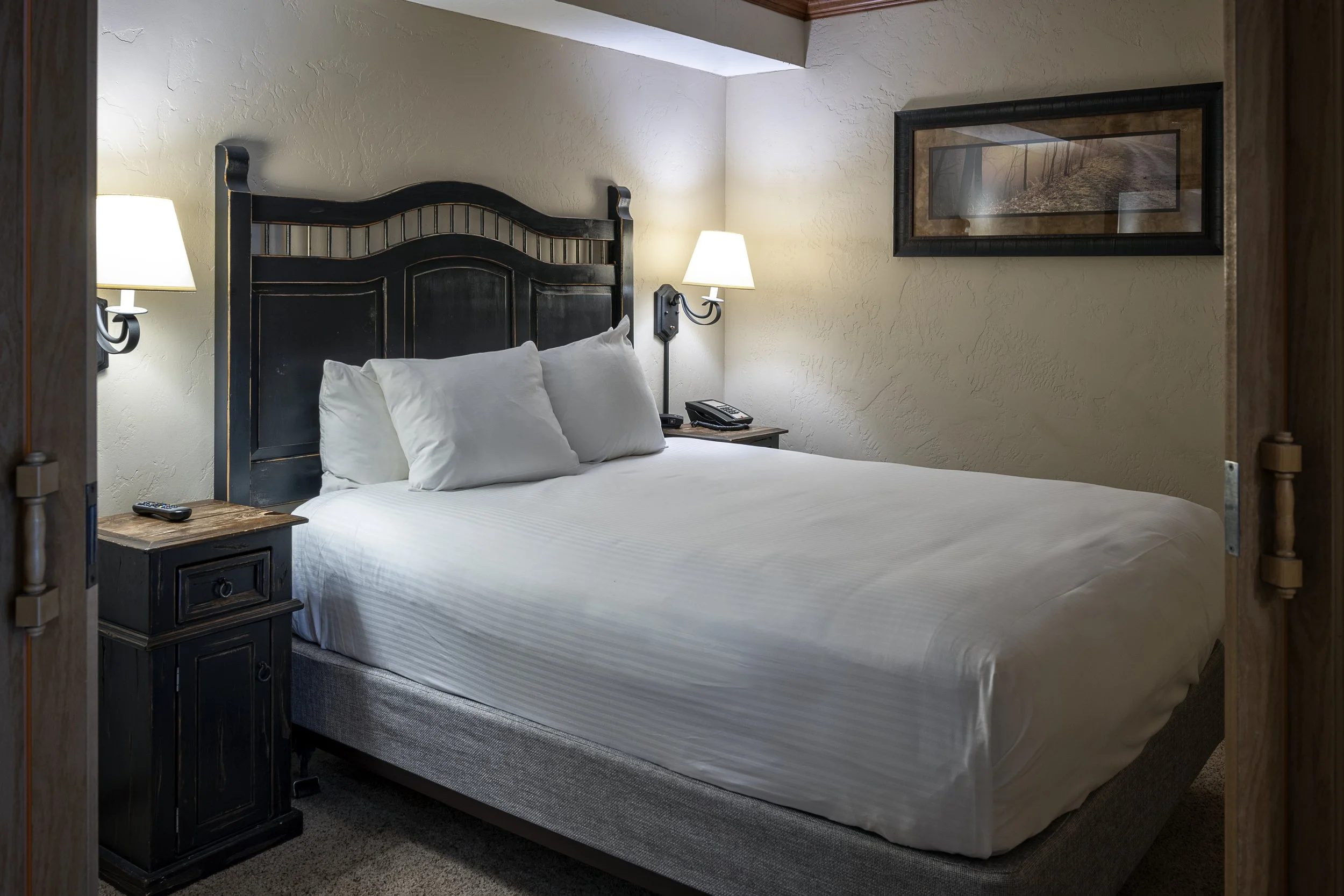 05-Room 4416.jpg