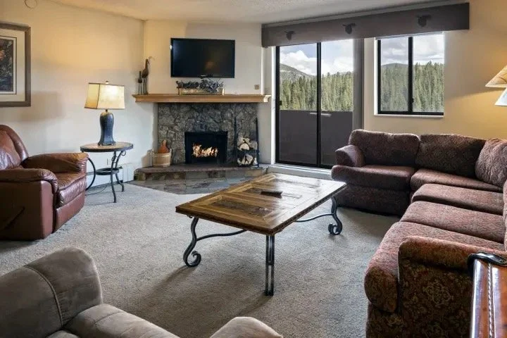 27-Room-26230.jpg